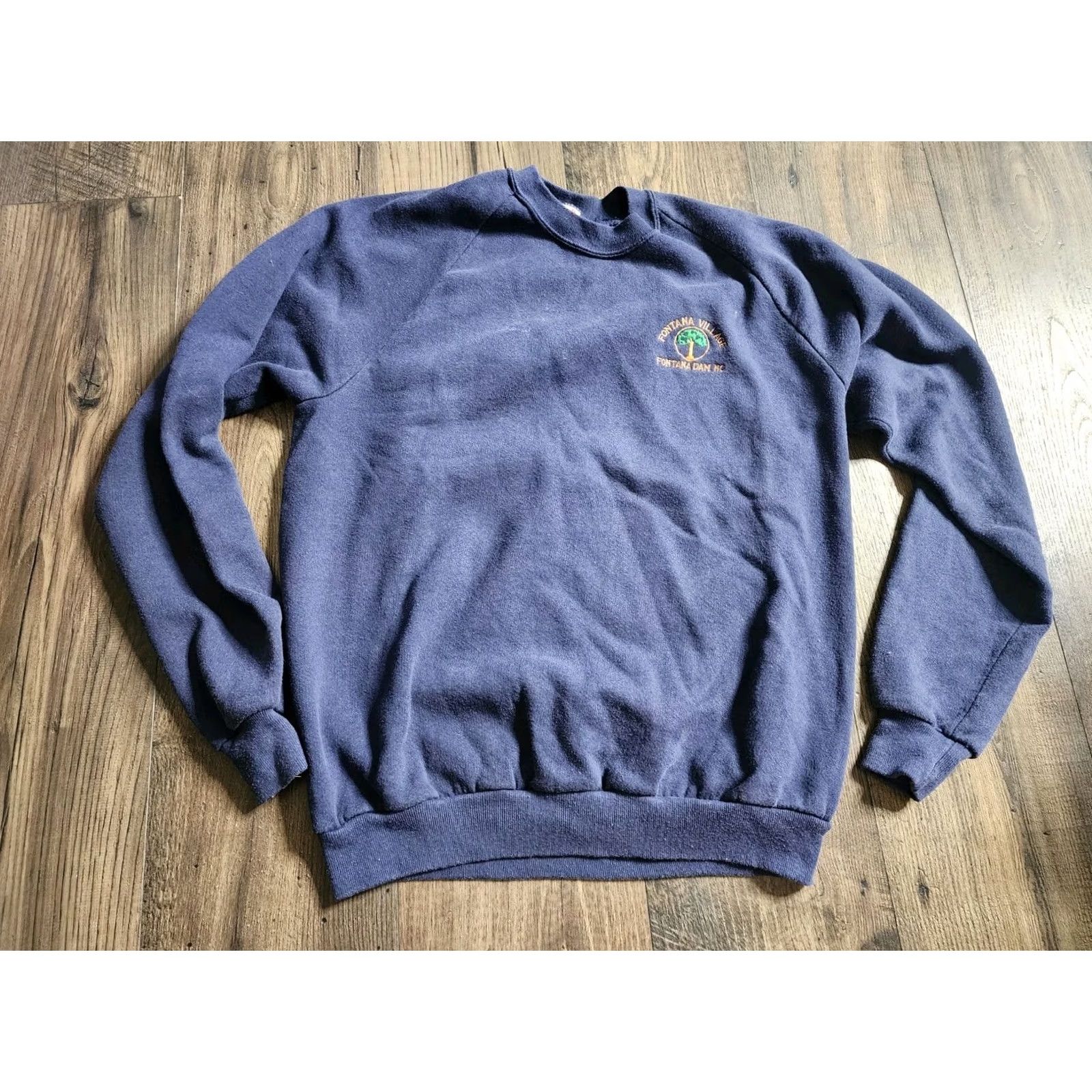 Jerzees VINTAGE Jerzees Sweatshirt Mens XL Fontana Village Resort NC Embroidered Crewneck Blue Pullover Size US XL / EU 56 / 4 - 7 Thumbnail