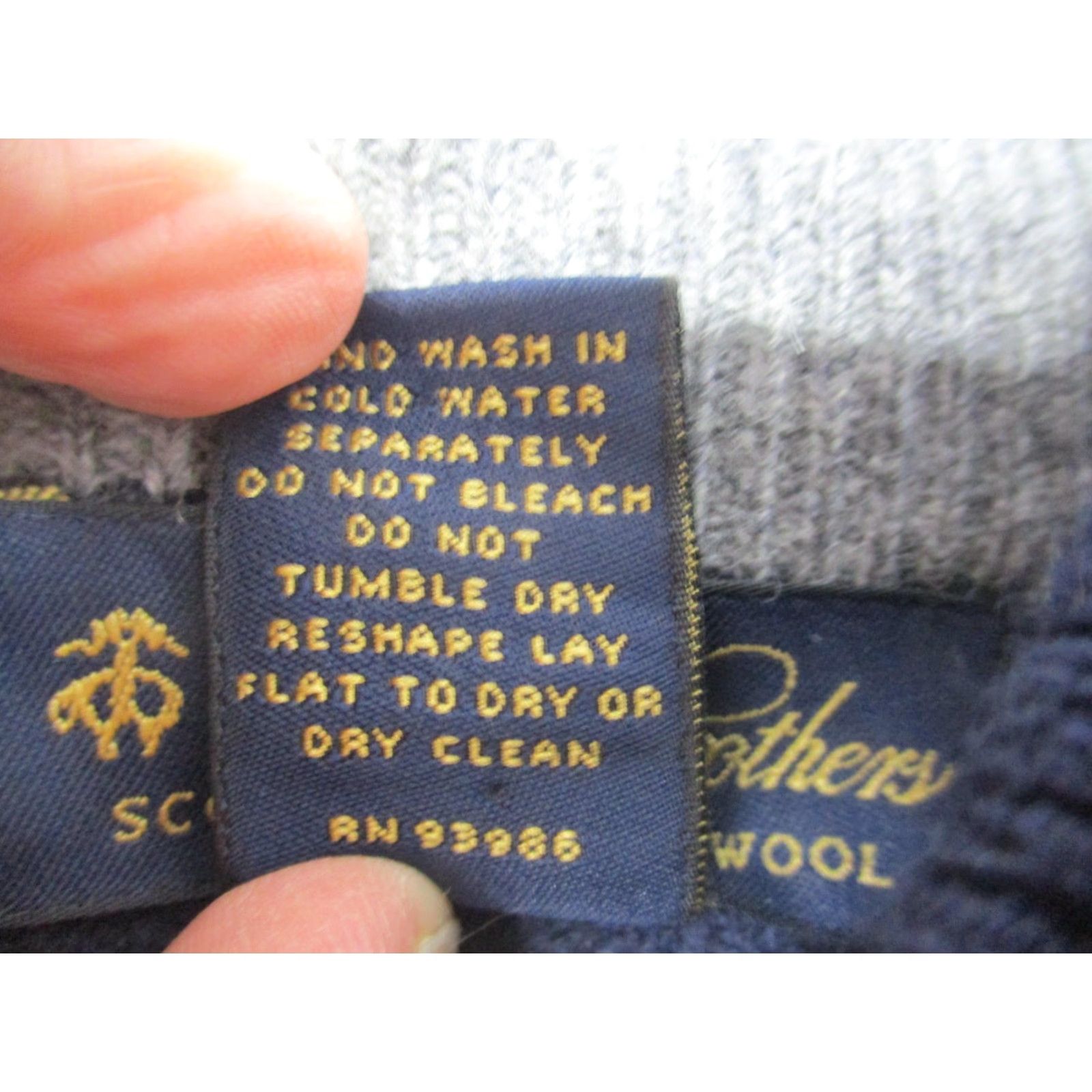 Brooks Brothers VINTAGE Brooks Brothers Sweater Mens XL Navy Argyle Full Zip Scottish Lambswool Pullover Size US XL / EU 56 / 4 - 5 Thumbnail