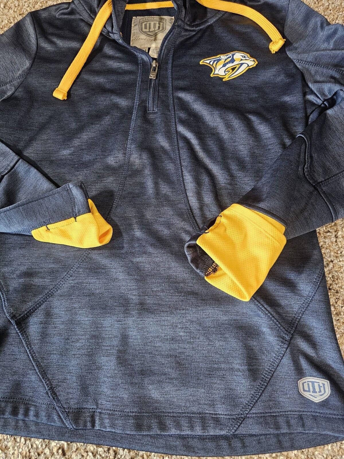 Designer Old Time Hockey Newbury Collection women M hoodie Sabretooth Size ONE SIZE - 2 Thumbnail