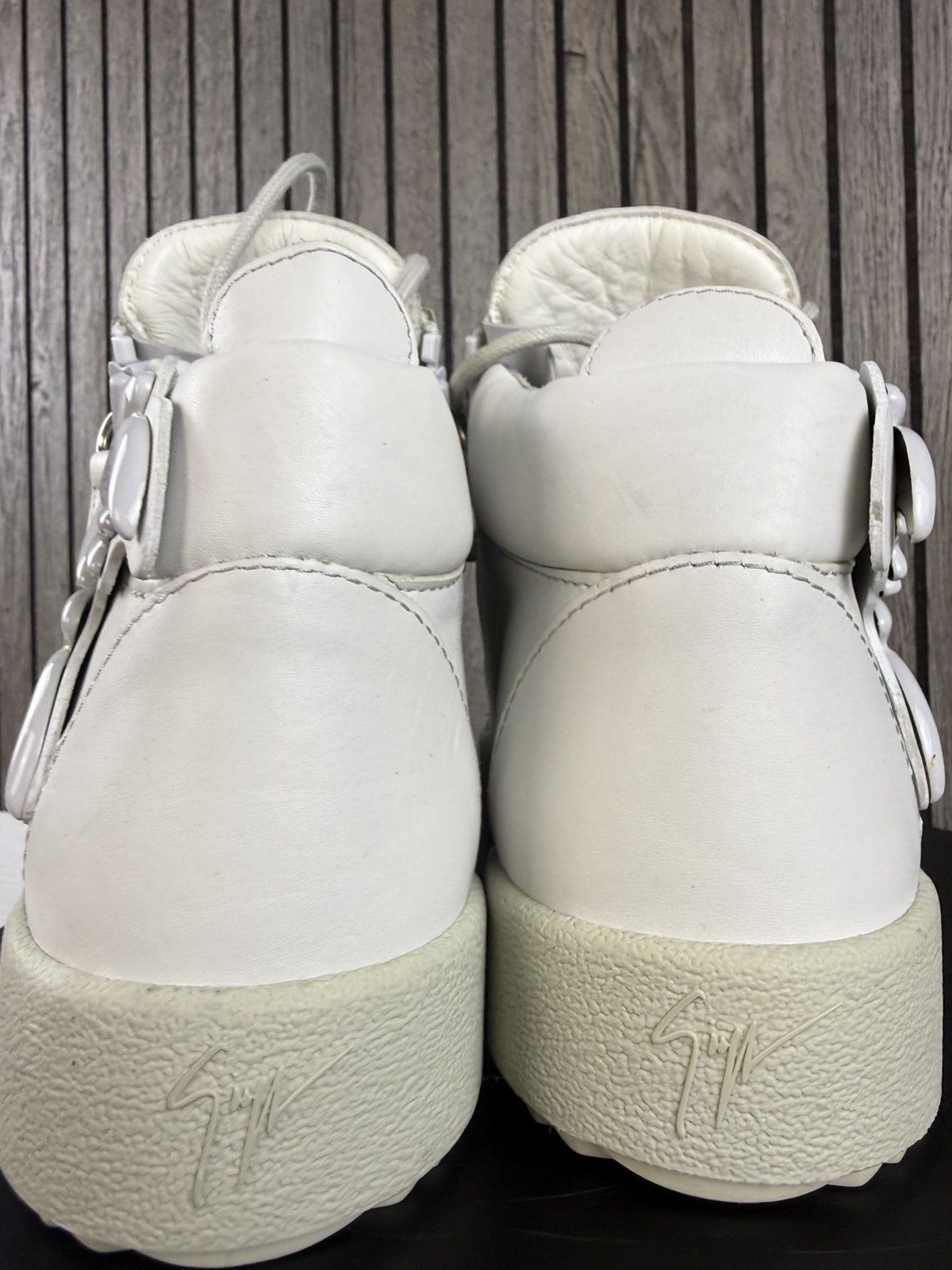 Giuseppe Zanotti 2000s Kanye west Giuseppe Zanotti Triple Wing White sz 40 Size US 7.5 / EU 40-41 - 10 Thumbnail