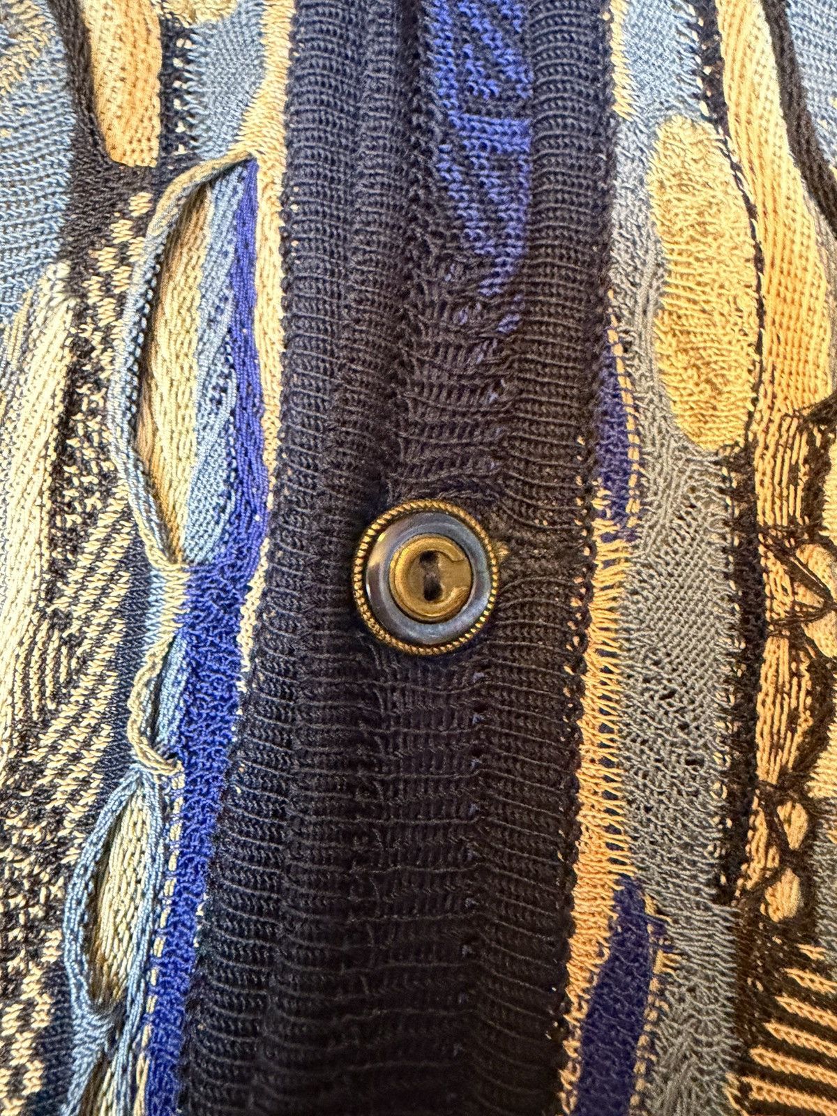 Coogi Vintage Coogi classic silk knitted vest Size US L / EU 52-54 / 3 - 9 Thumbnail