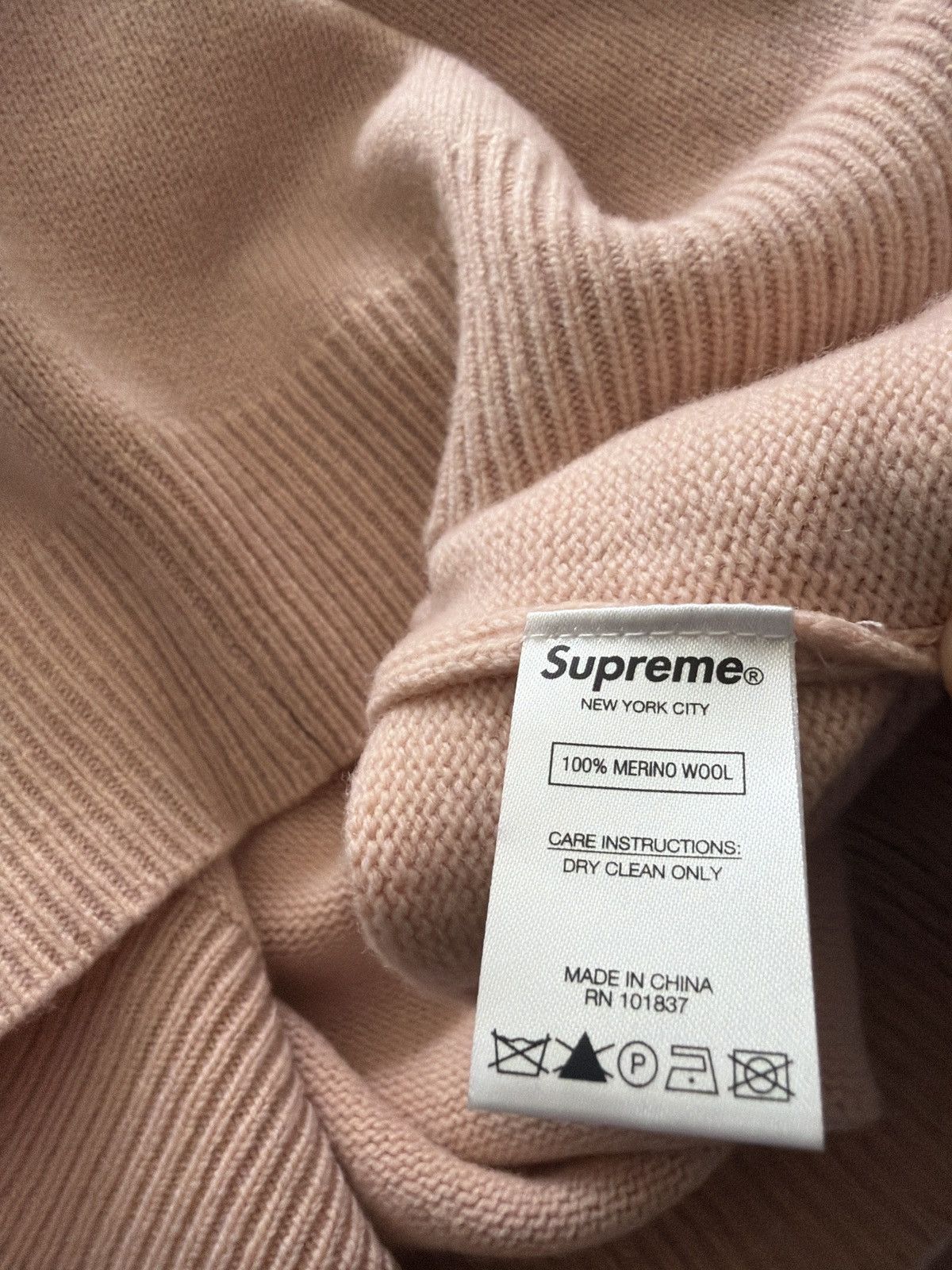 Supreme Supreme X Jamie Reid Sweater lot Size Medium Size US M / EU 48-50 / 2 - 9 Thumbnail