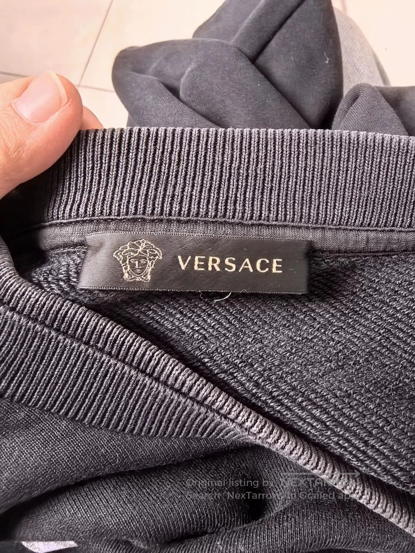 Versace Versace Graphic Hoodie for Fashion Enthusiasts. Size US M / EU 48-50 / 2 - 3 Thumbnail