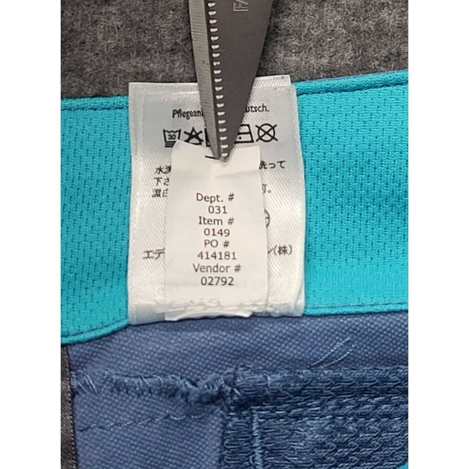 Eddie Bauer Eddie Bauer Capris Womens 6 First Ascent Guide Pro Curvy Fit StormRepel Hiking Capris Jeans? No—Pants Size ONE SIZE - 4 Thumbnail