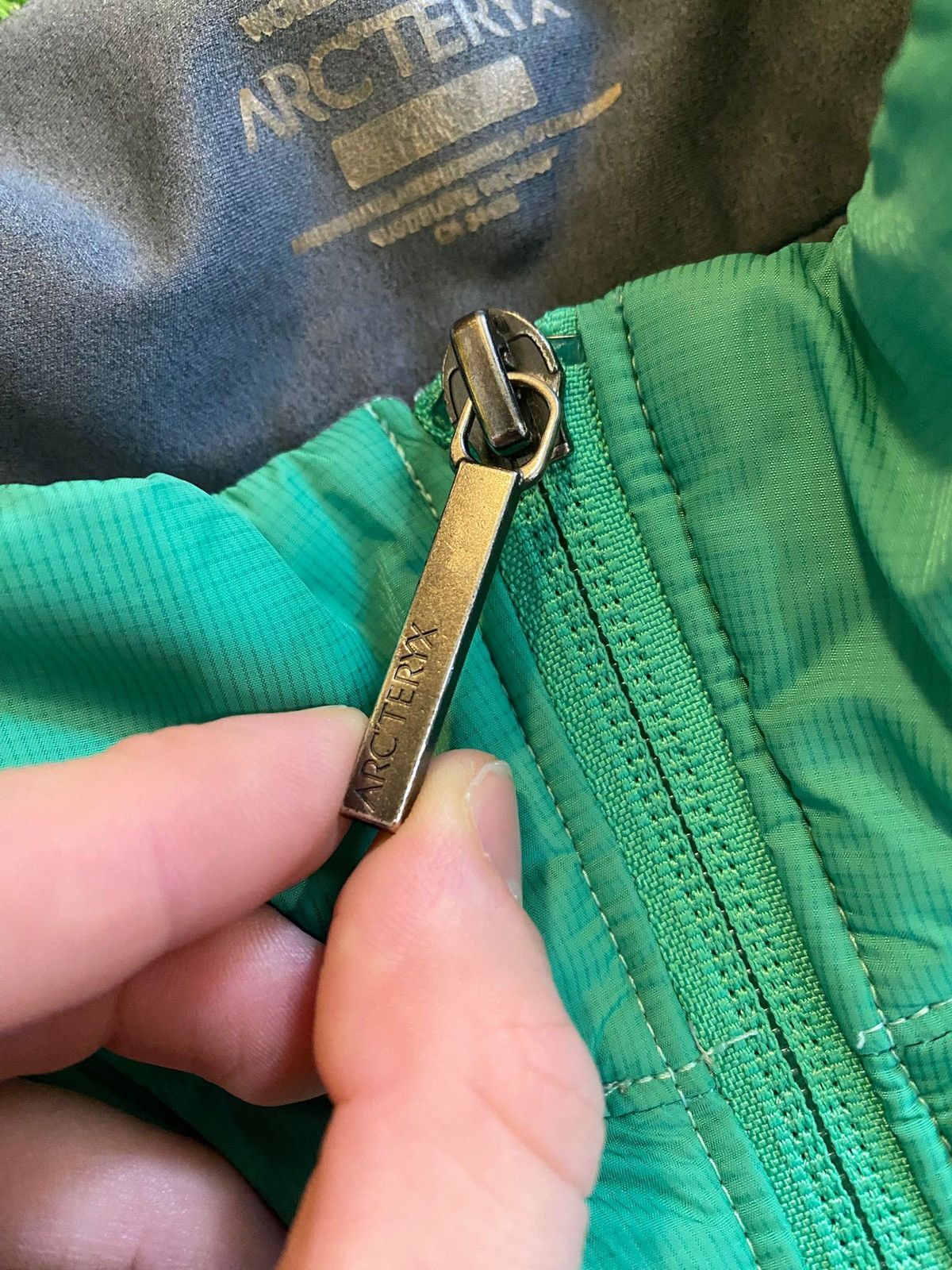 Arc'teryx Arcteryx womens zip up gamma lt jacket size medium Size M / US 6-8 / IT 42-44 - 2 Thumbnail