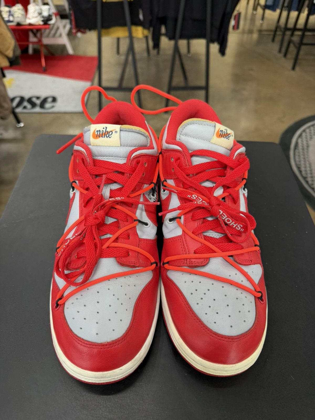 Nike × Off-White Nike Dunk Low Off-White University Red Size 11 (2019) Size US 11 / EU 44 - 2 Thumbnail