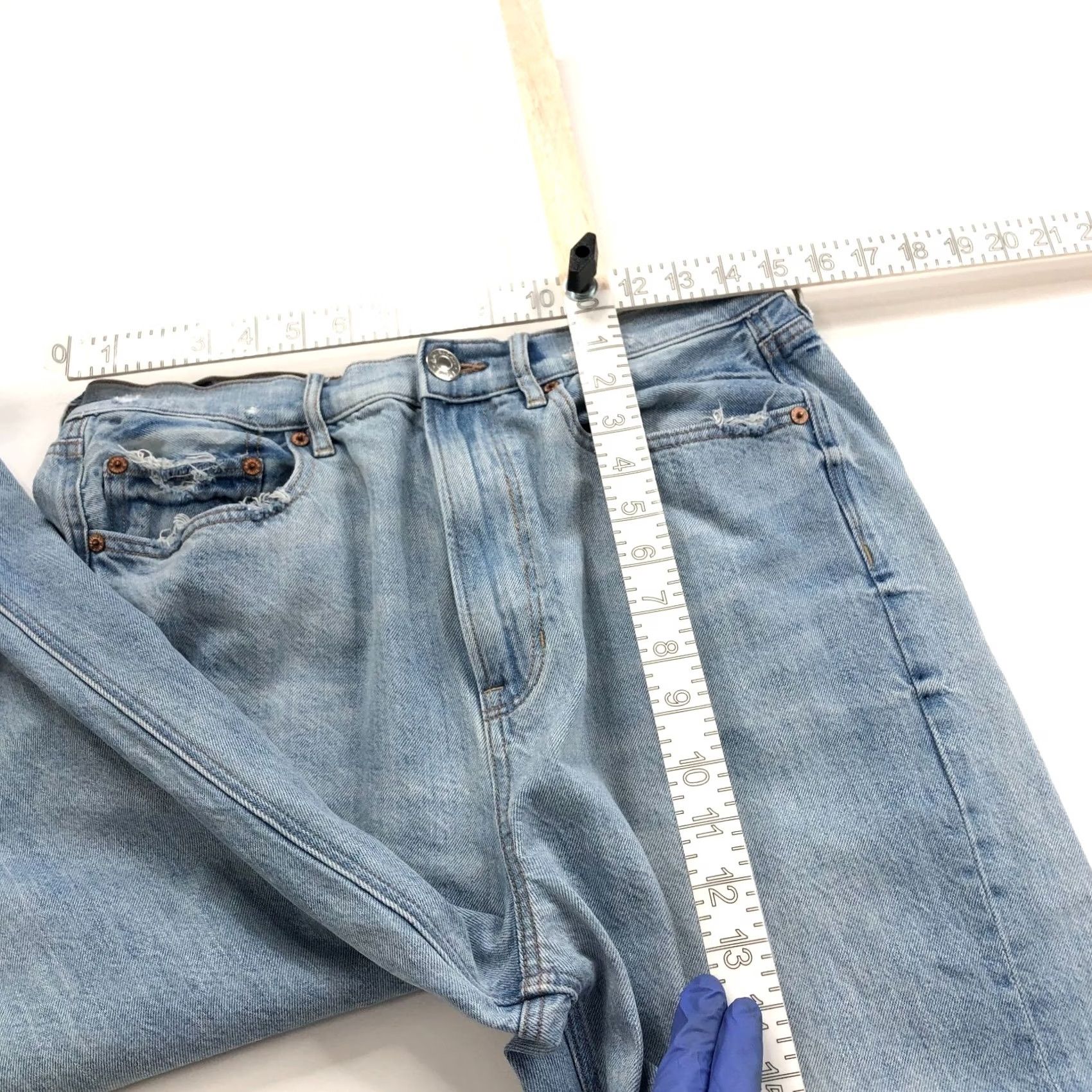 American Eagle Outfitters VINTAGE American Eagle Baggy Jean 12 Short Denim High Rise Distressed 30W 28L Womens Jeans Size 34" / US 12 / IT 48 - 7 Thumbnail