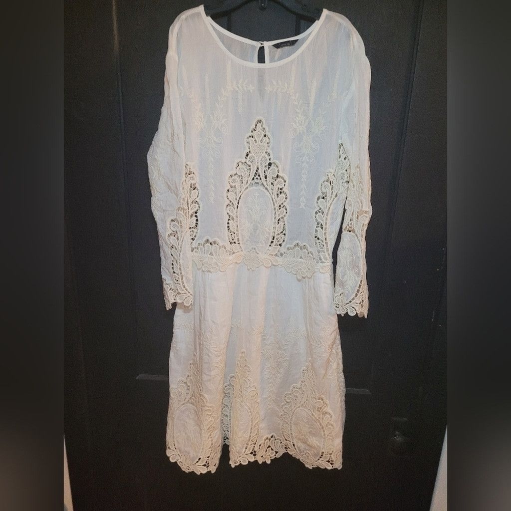 Dolce Vita Dolce Vita, dress, embroidered, off white, Small, EUC Size XS / US 0-2 / IT 36-38 - 1 Thumbnail