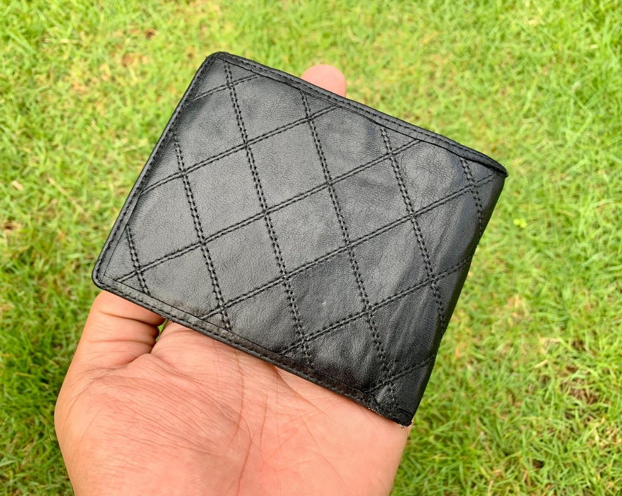 Chanel Authentic Chanel Quilted Lambskin CC Logo Wallet Size ONE SIZE - 2 Thumbnail