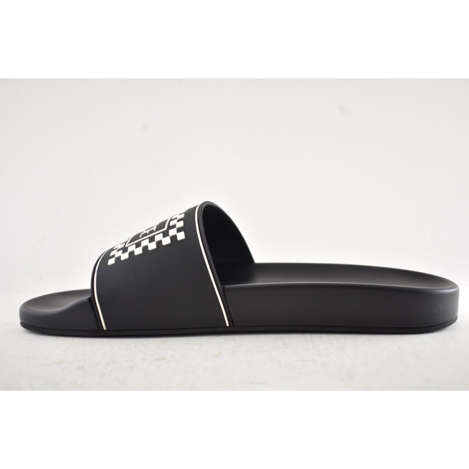 Versace Versace Black White 90s Logo Rubber Pool Slide 44 11 Size US 11 / EU 44 - 10 Thumbnail