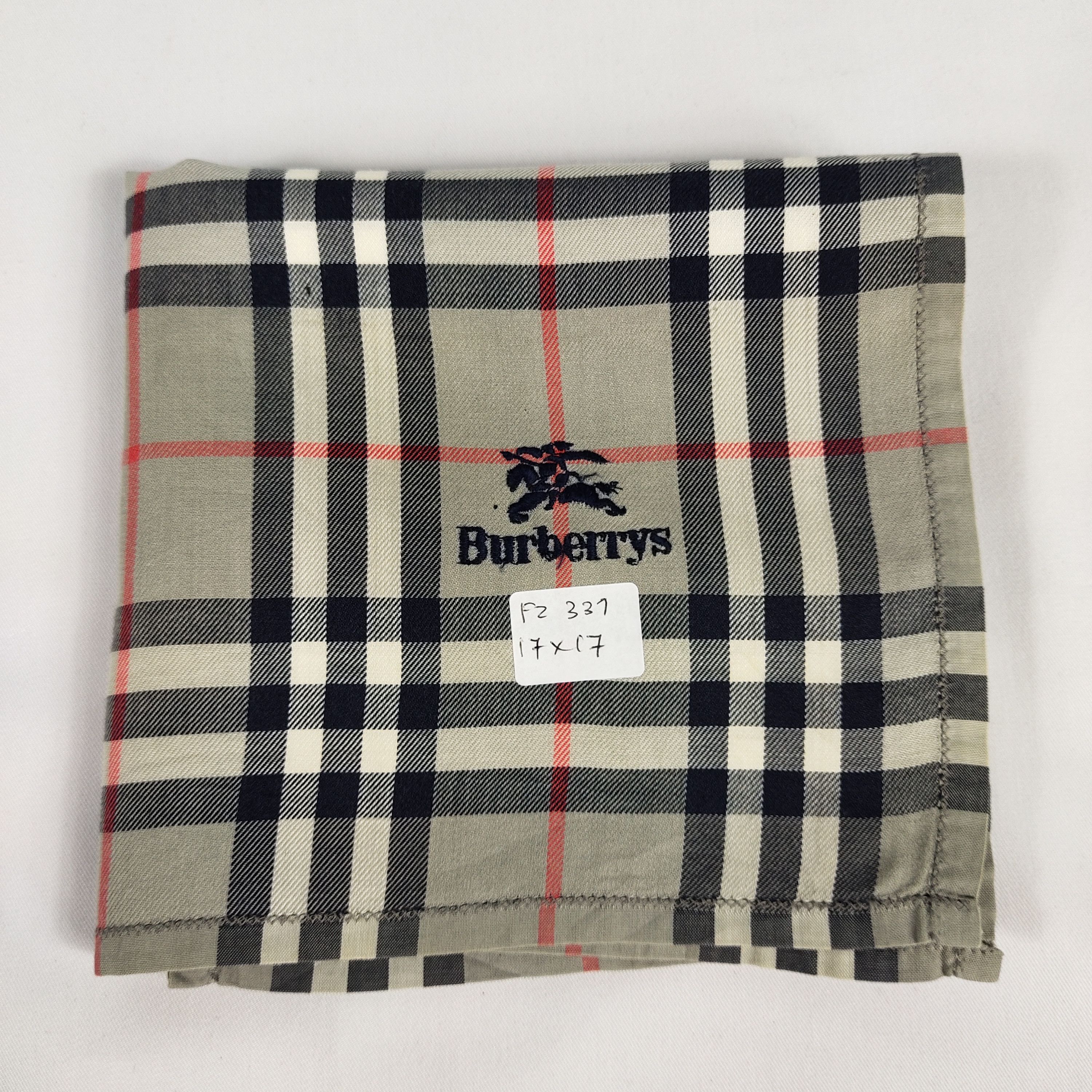 Burberry × Vintage Burberry Handkerchief / Neckerchief /Bandana FZ337 Size ONE SIZE - 2 Thumbnail