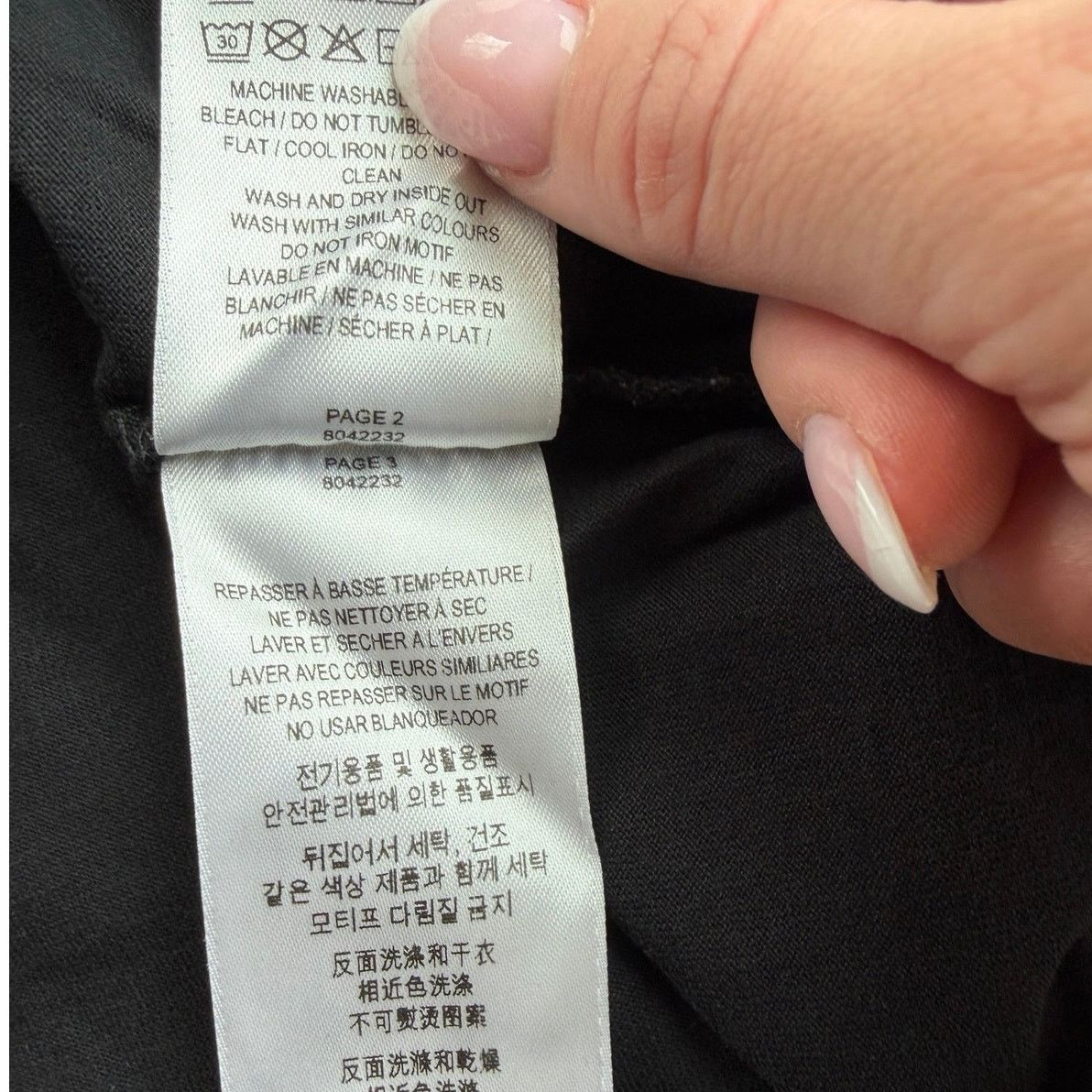 Burberry Burberry Black Logo T Shirt Embroidered Circle Tee Cotton XL Size US XL / EU 56 / 4 - 6 Thumbnail