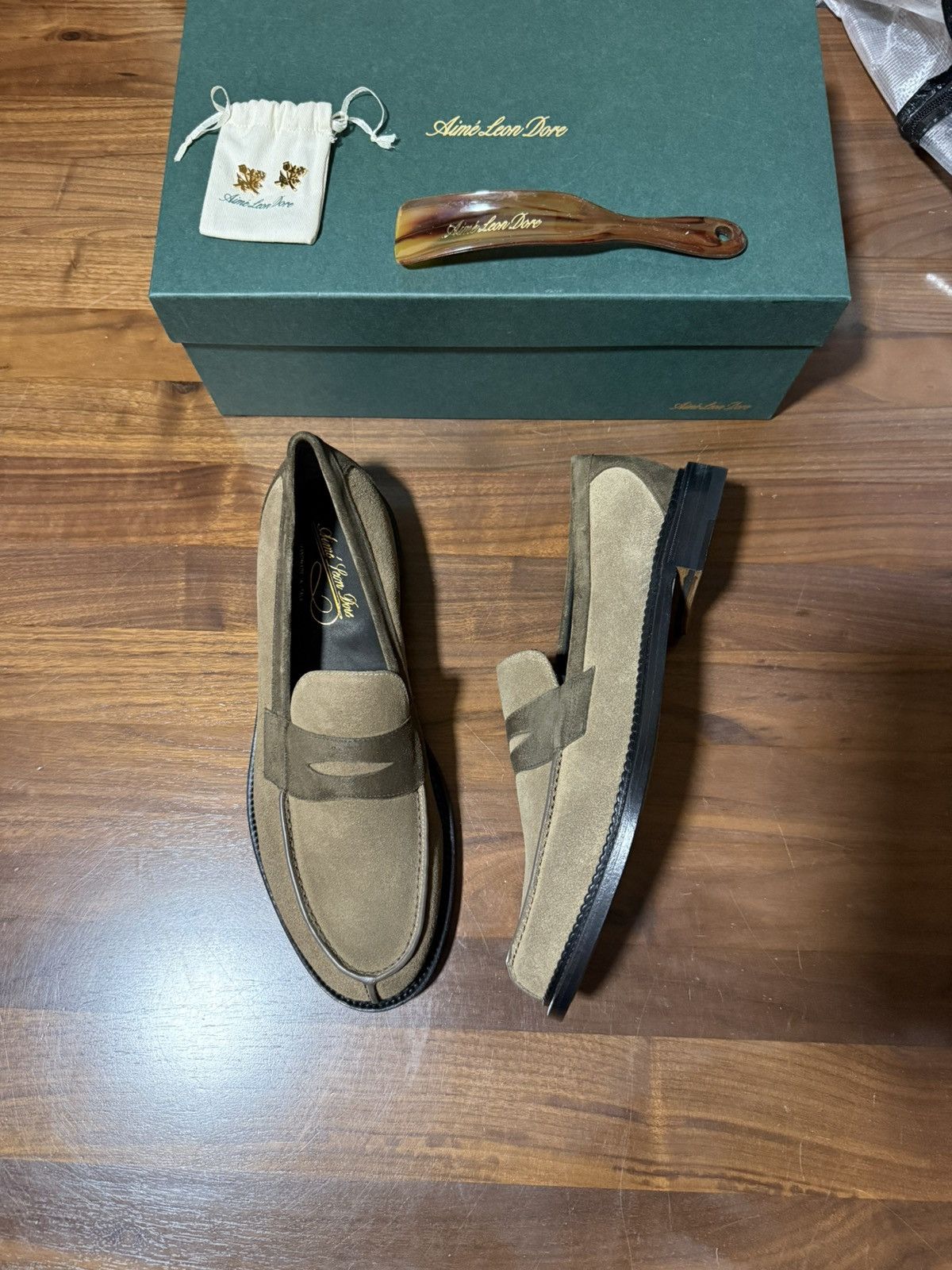 Aime Leon Dore Aime Leon Dore Suede Queens Crest Loafer in “OLIVA” Size 11 Size US 11 / EU 44 - 1 Thumbnail