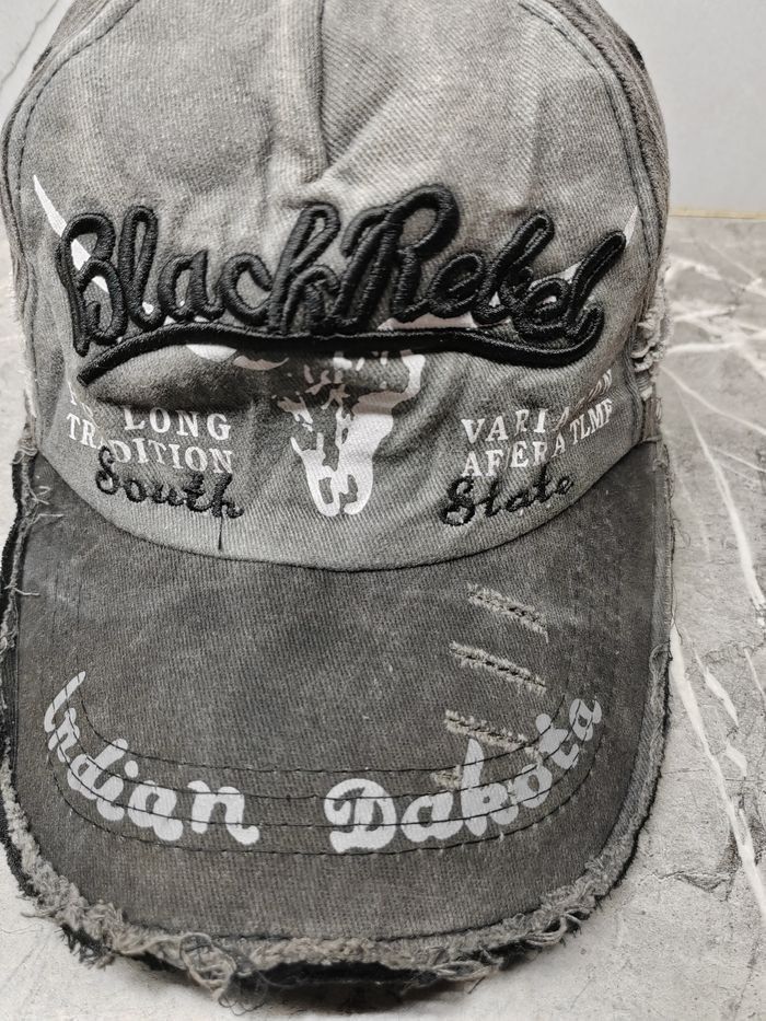 Japanese Brand Vintage Black Rebel Indian Dakota Distressed Cap Size ONE SIZE - 3 Thumbnail