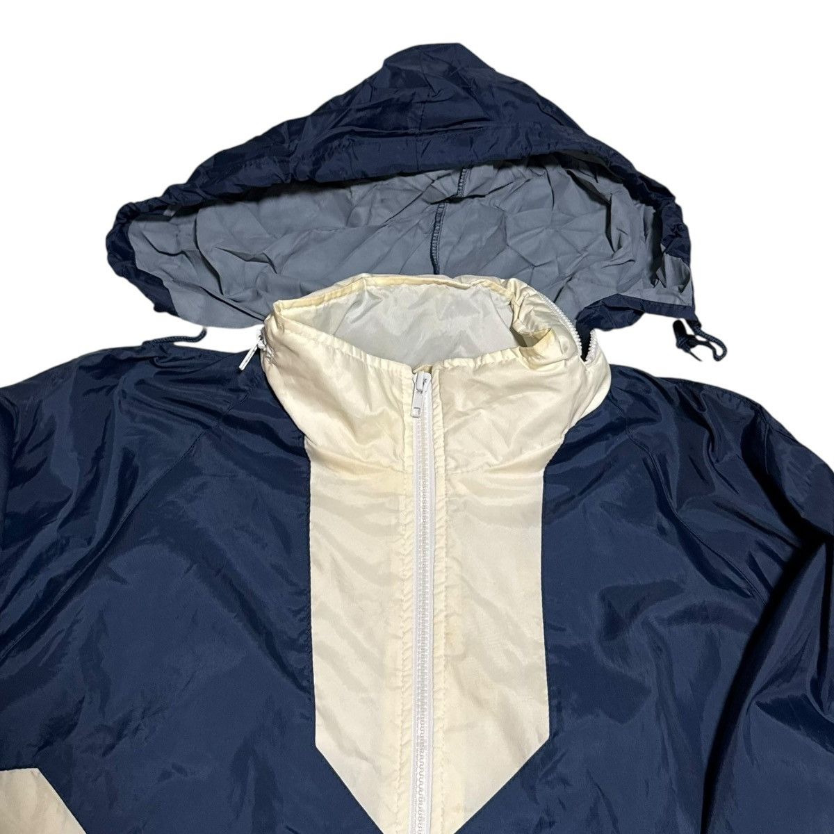 MLB Vintage MLB New York Yankees Distressed Windbreaker Men's XL Size US XL / EU 56 / 4 - 4 Thumbnail
