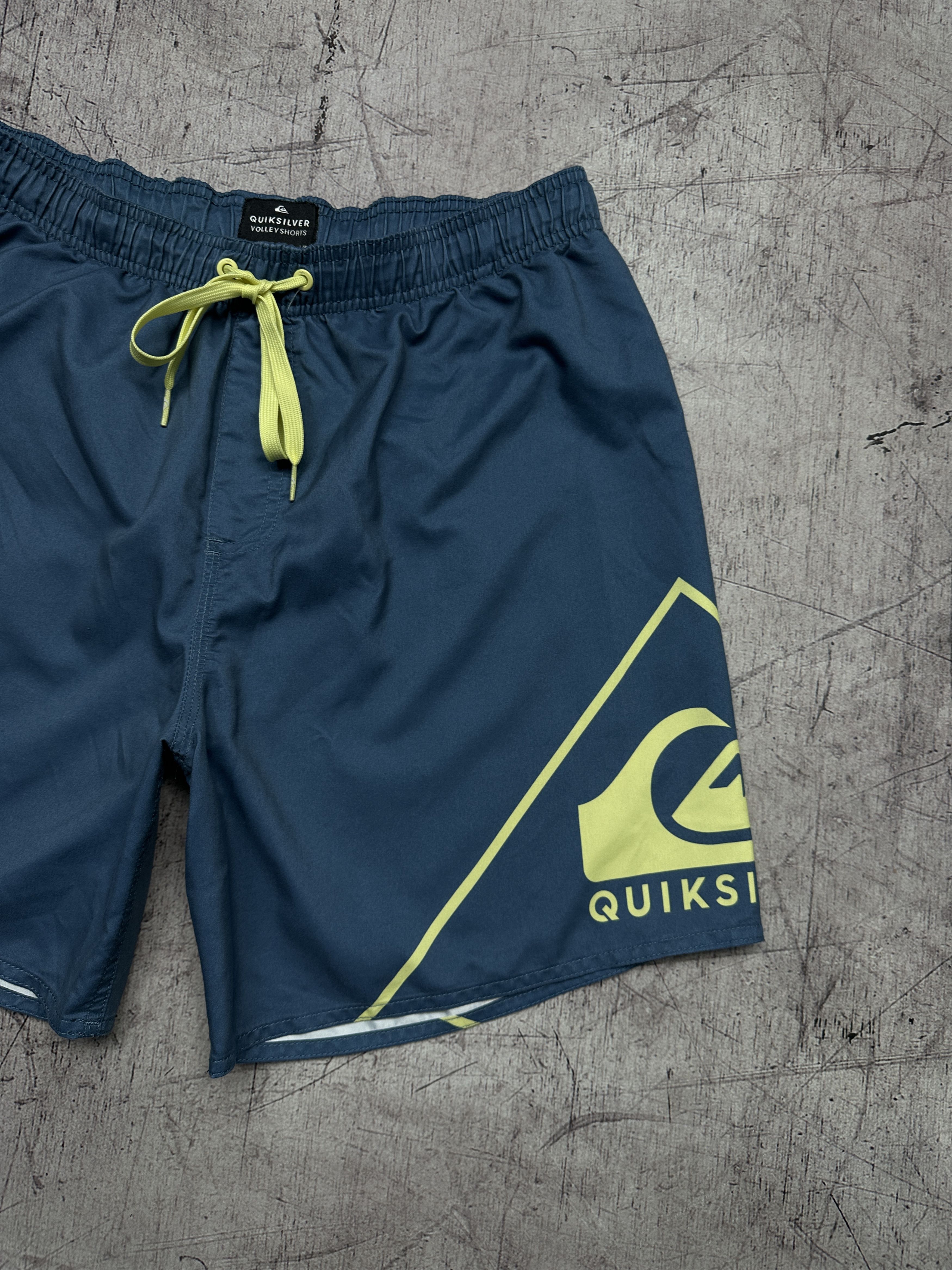 Quiksilver Quiksilver Mens Nylon Shorts Size US 34 / EU 50 - 2 Thumbnail
