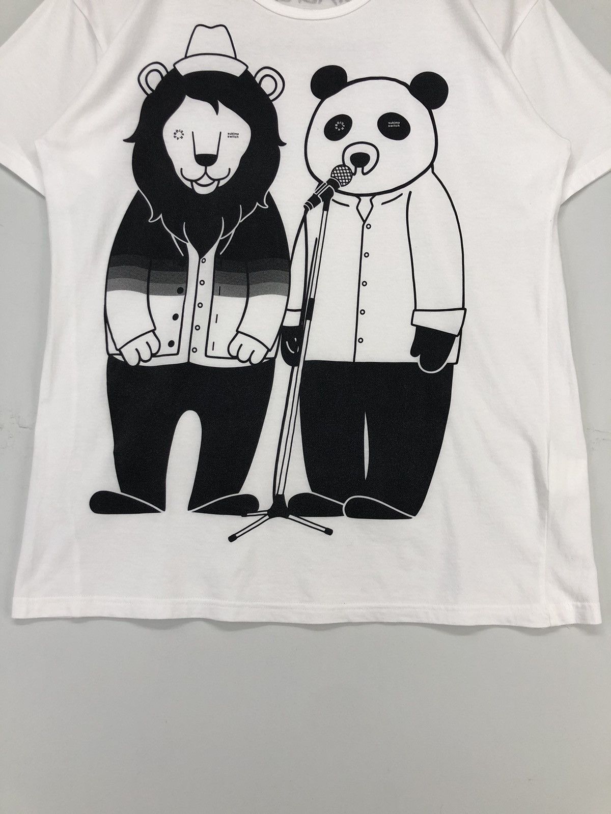 Frapbois Frapbois x Sukima Switch Tour 2017 Re:Action Big Logo Tshirt Size US M / EU 48-50 / 2 - 6 Thumbnail
