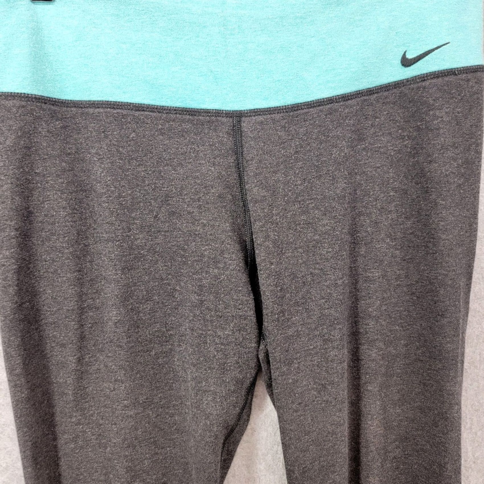 Nike Nike Dri Fit womens Large Leggings Yoga Pants Stretchy gym workout Size 36" / US 14 / IT 50 - 3 Thumbnail