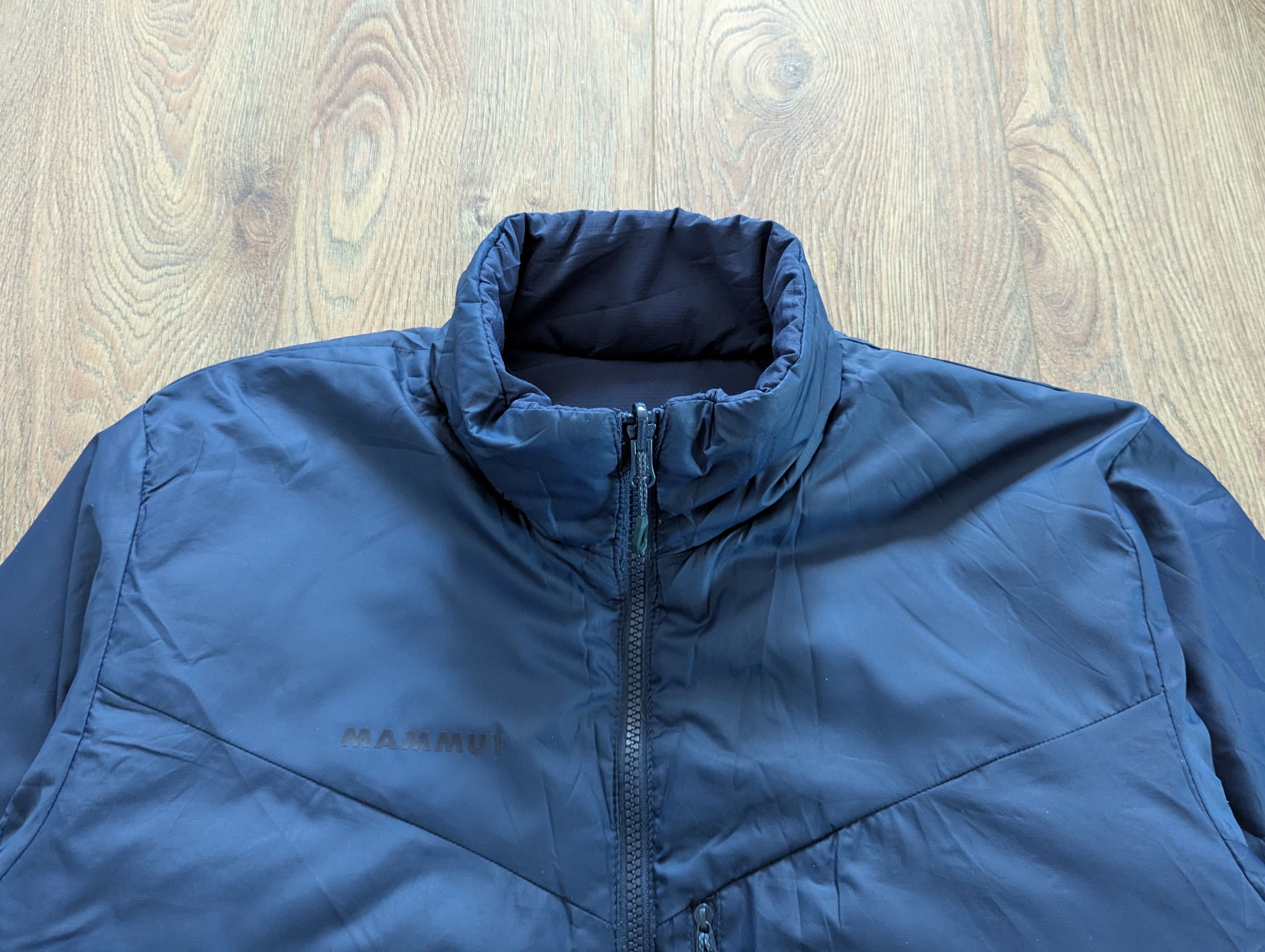 Mammut Mammut Reversible Down Jacket Size M Navy Outdoor Trekking Size US M / EU 48-50 / 2 - 15 Thumbnail