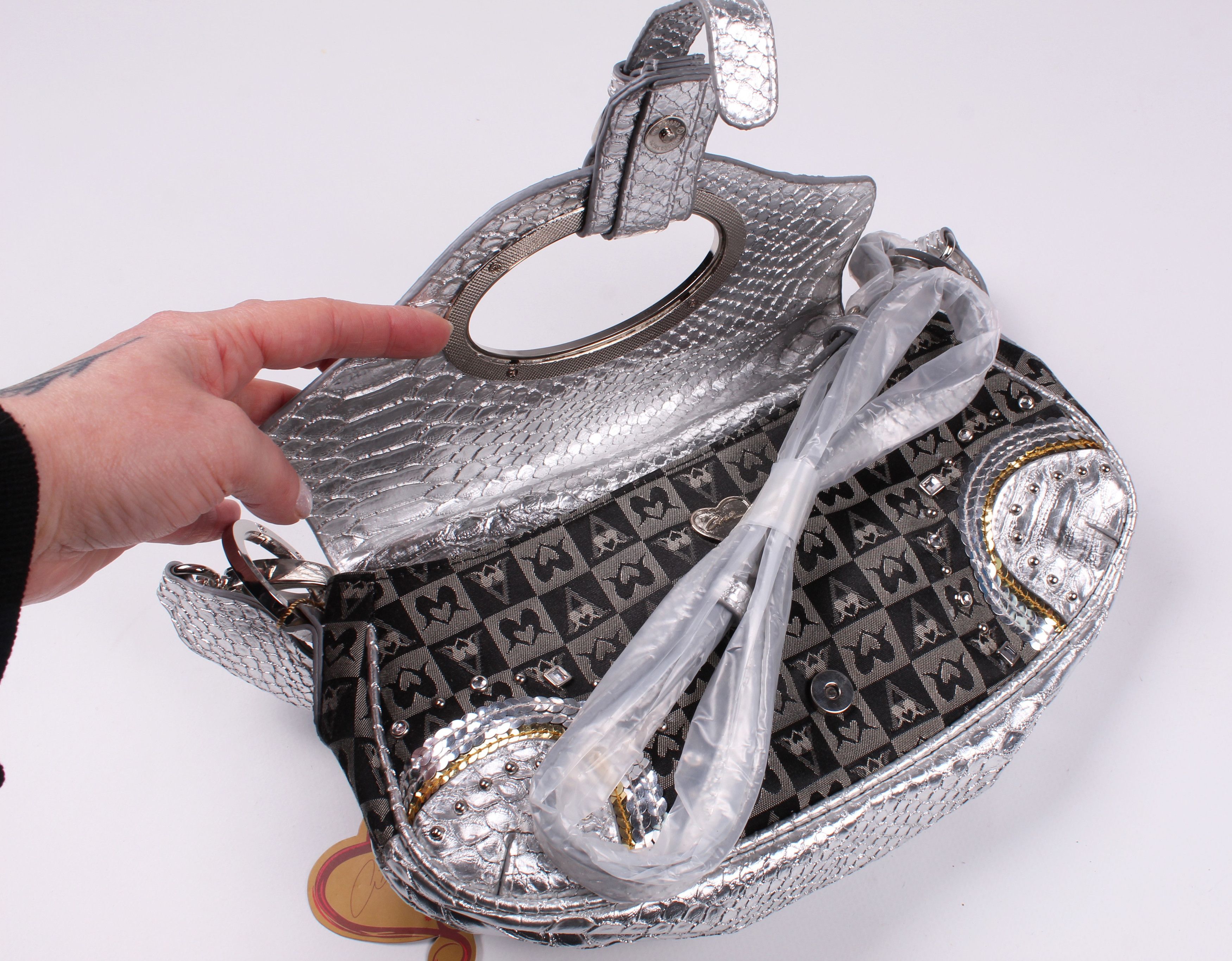 Vintage Axel Vintage Y2K 2000's Grunge Silver Shoulder Bag Size ONE SIZE - 4 Thumbnail