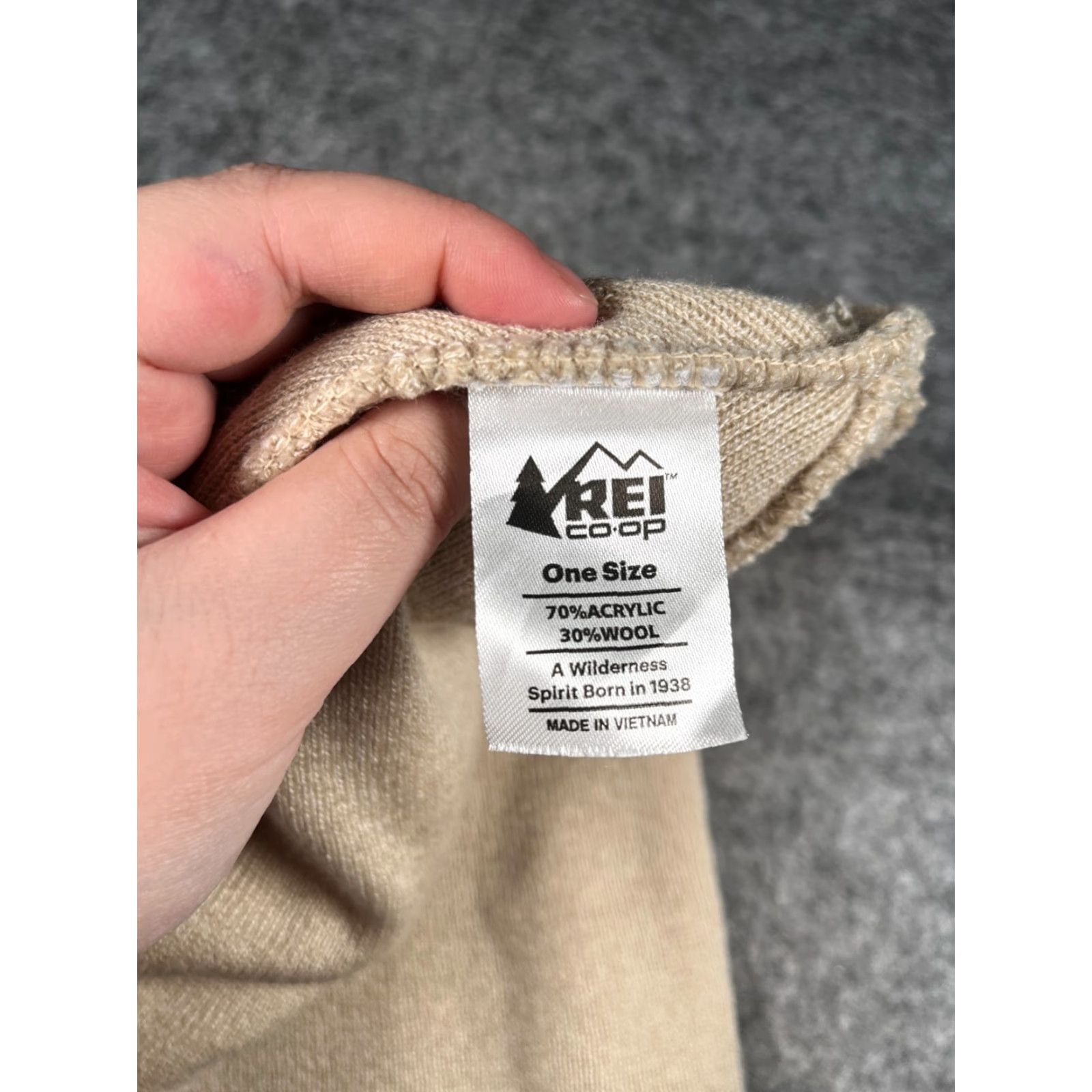 Vintage REI Co-op Beanie Toque Adult One Size Beige Knit Acrylic Wool Blend Hat Mens Beanie Cap Camp Outdoor Fishing 90s Size ONE SIZE - 7 Thumbnail