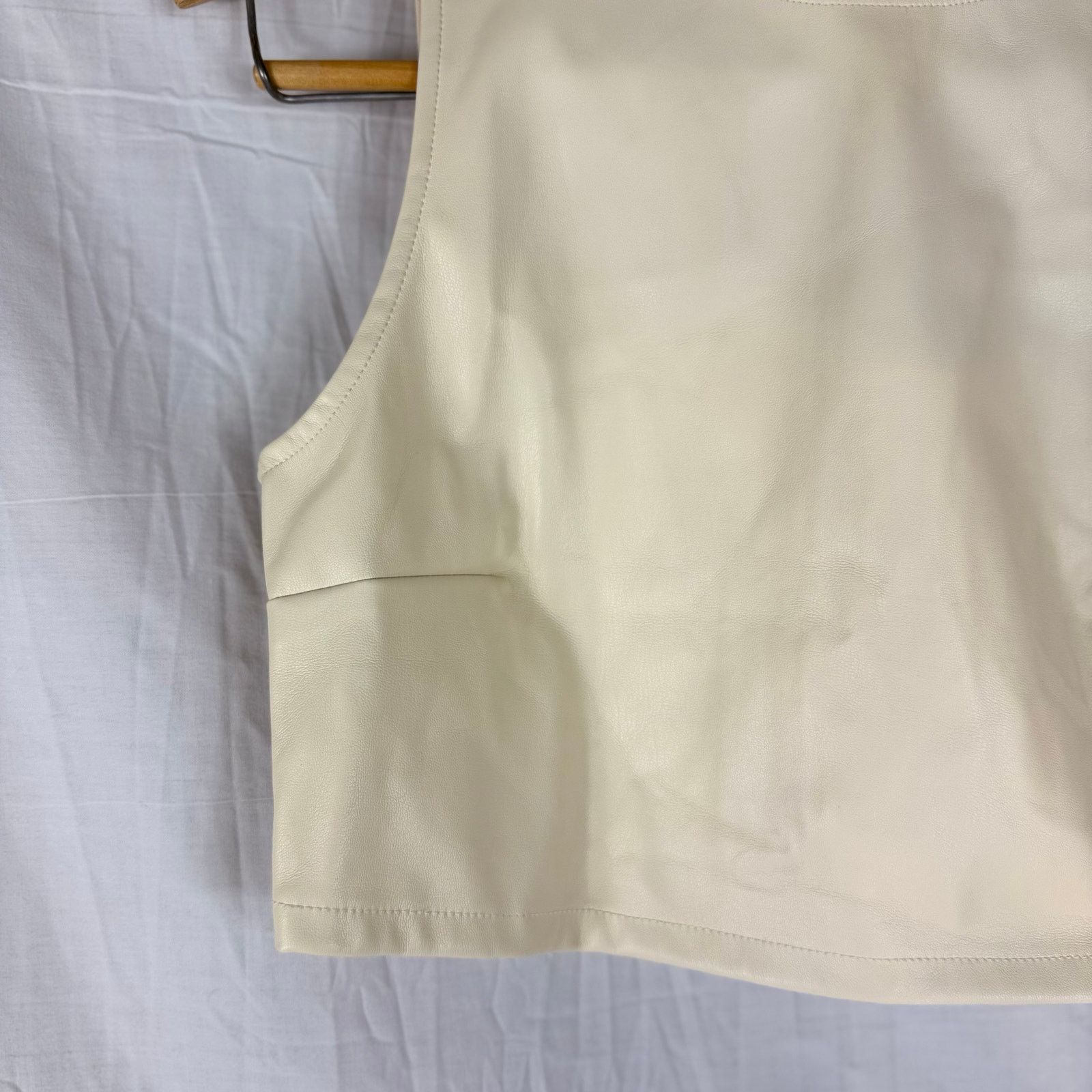 Other NWT Kirious Sleeveless Cropped Blouse Med Beige Zipper Back Size M / US 6-8 / IT 42-44 - 3 Thumbnail