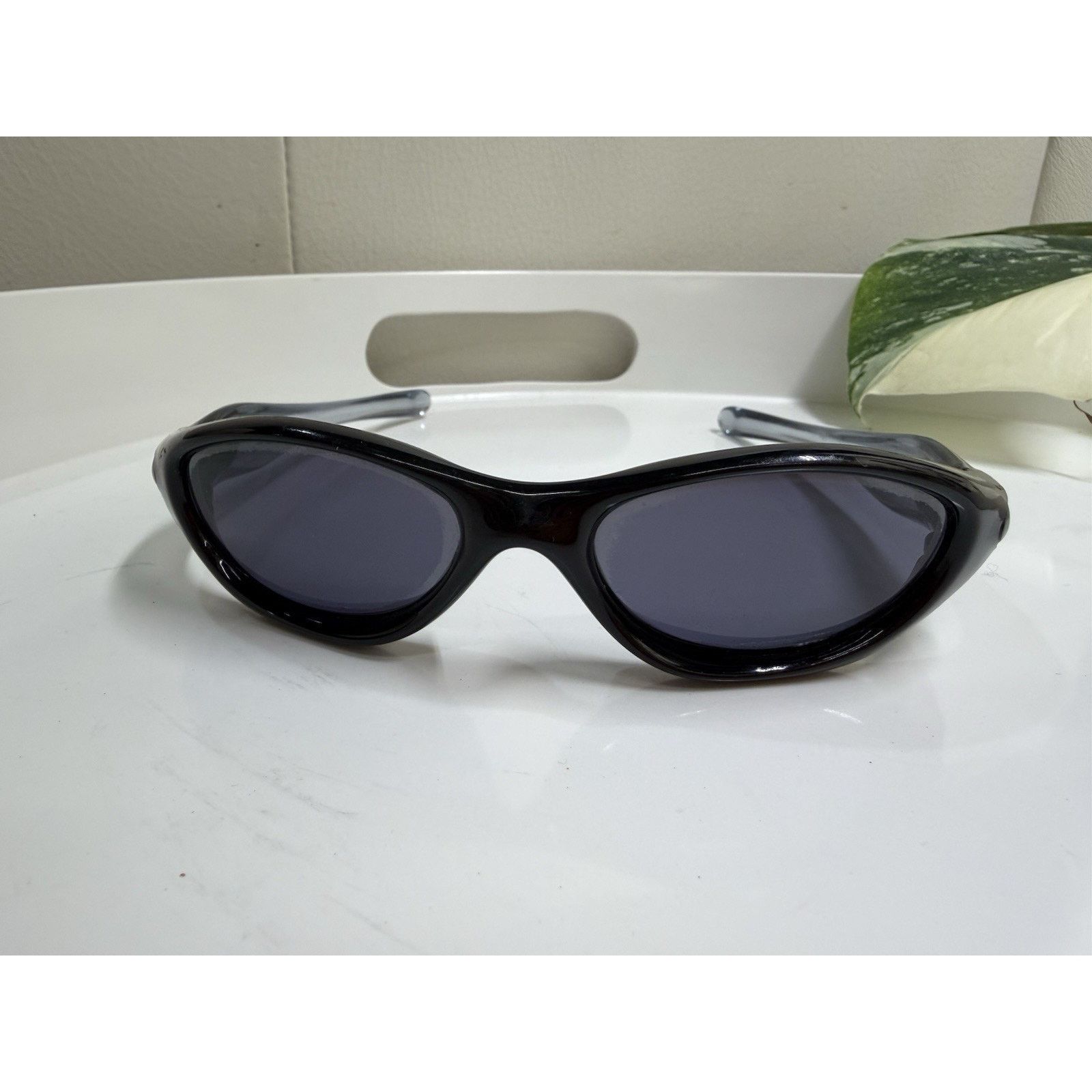 Oakley × Vintage Vintage Oakley Minute Sunglasses Brown Y2K | Grailed