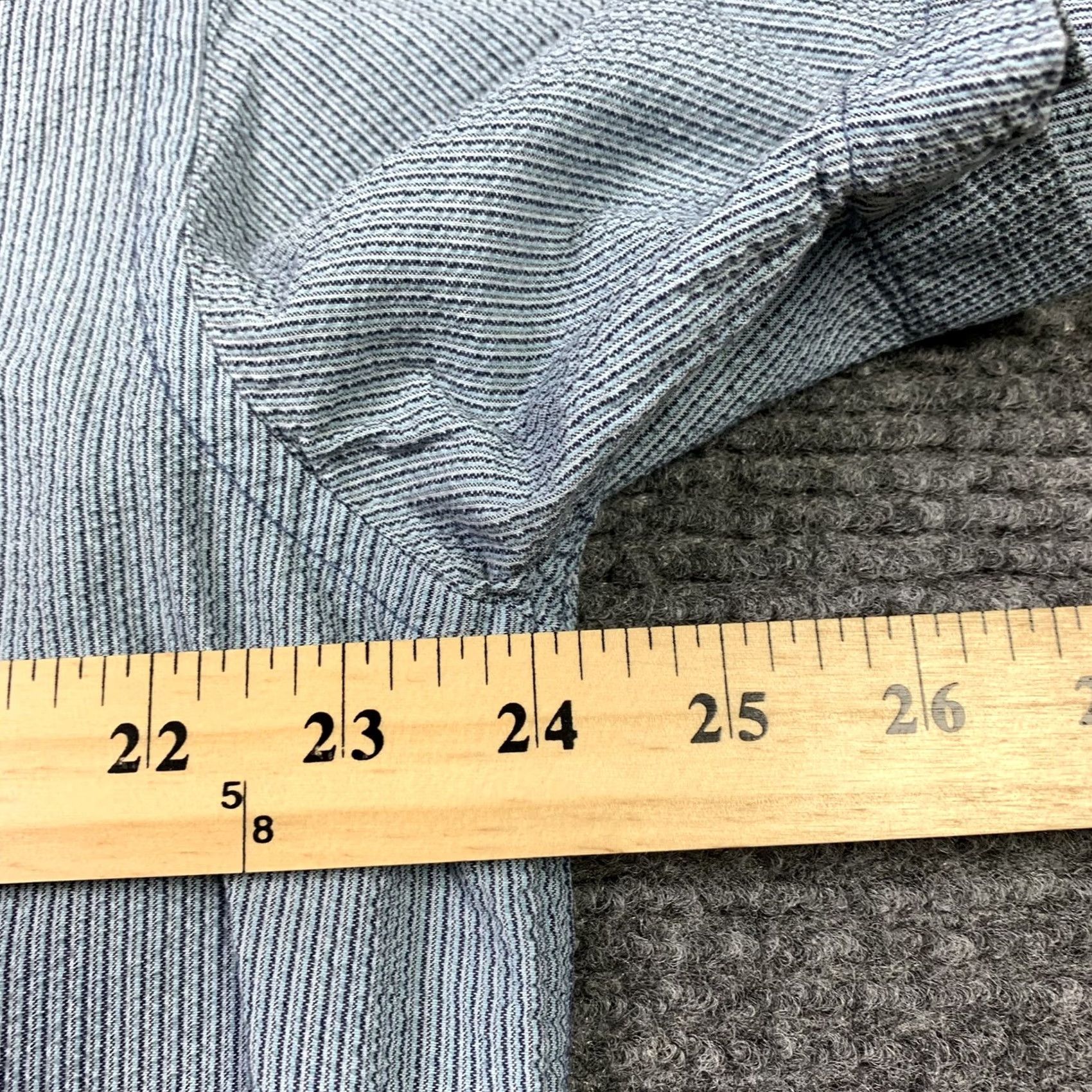 Vintage Gap Factory Seersucker Button-Down Mens Large Textured Striped Blue Shirt Size US L / EU 52-54 / 3 - 6 Thumbnail