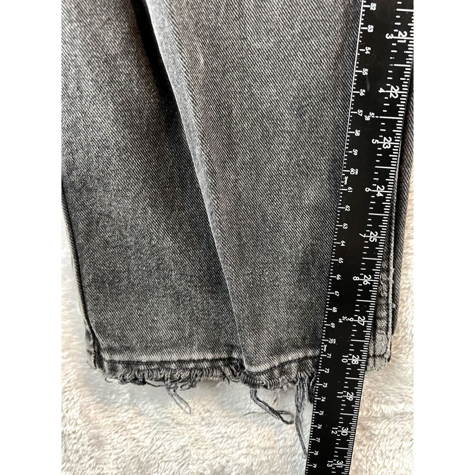 Tommy Hilfiger VINTAGE Tommy Hilfiger Jeans Mens 32x30 Black Distressed Patch 90s 5-Pocket Straight(Size 32) Size US 32 / EU 48 - 5 Thumbnail