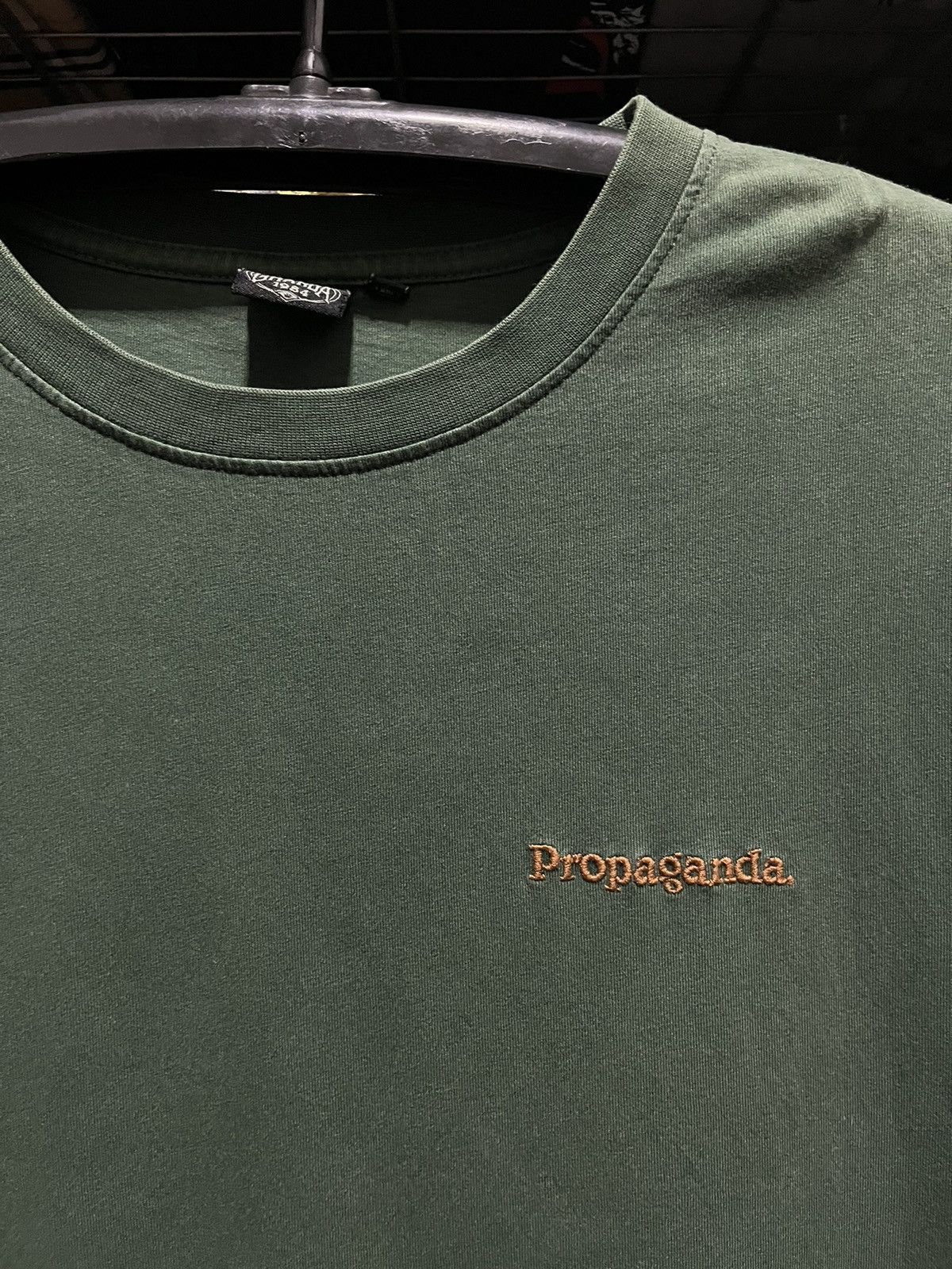 Vintage Propaganda Ghanda Surfboard Tee ref.Patagonia Size US M / EU 48-50 / 2 - 2 Thumbnail
