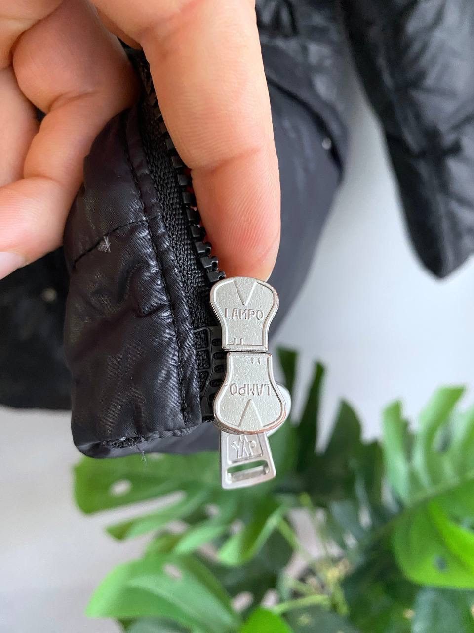 Moncler Moncler Down Puffer Jacket, Kids Size 12 Anni/152cm/Women XS Size XS / US 0-2 / IT 36-38 - 13 Thumbnail