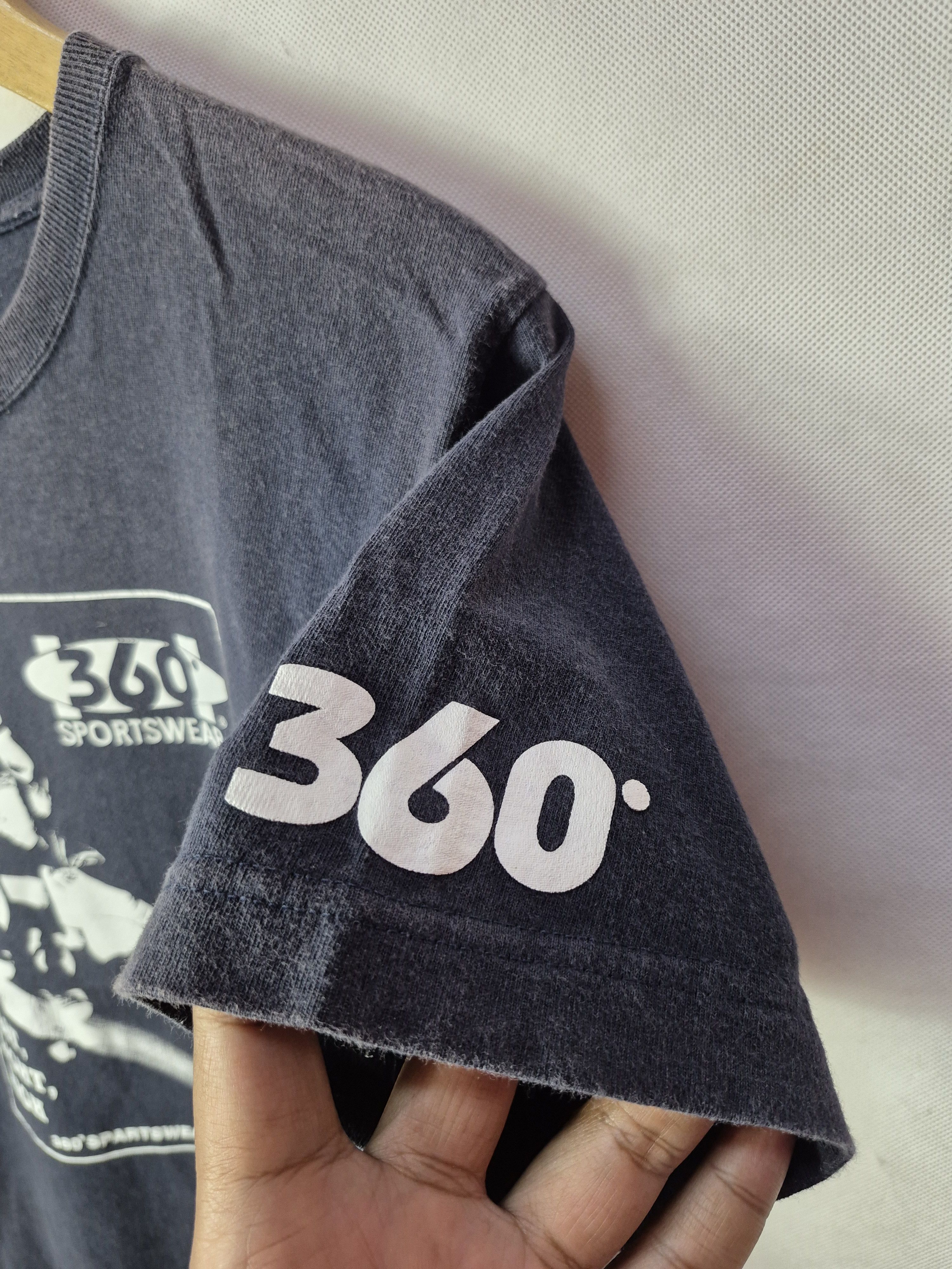 Vintage 🏂360 Sportswear Skate Streetwear Tee Size US S / EU 44-46 / 1 - 5 Thumbnail