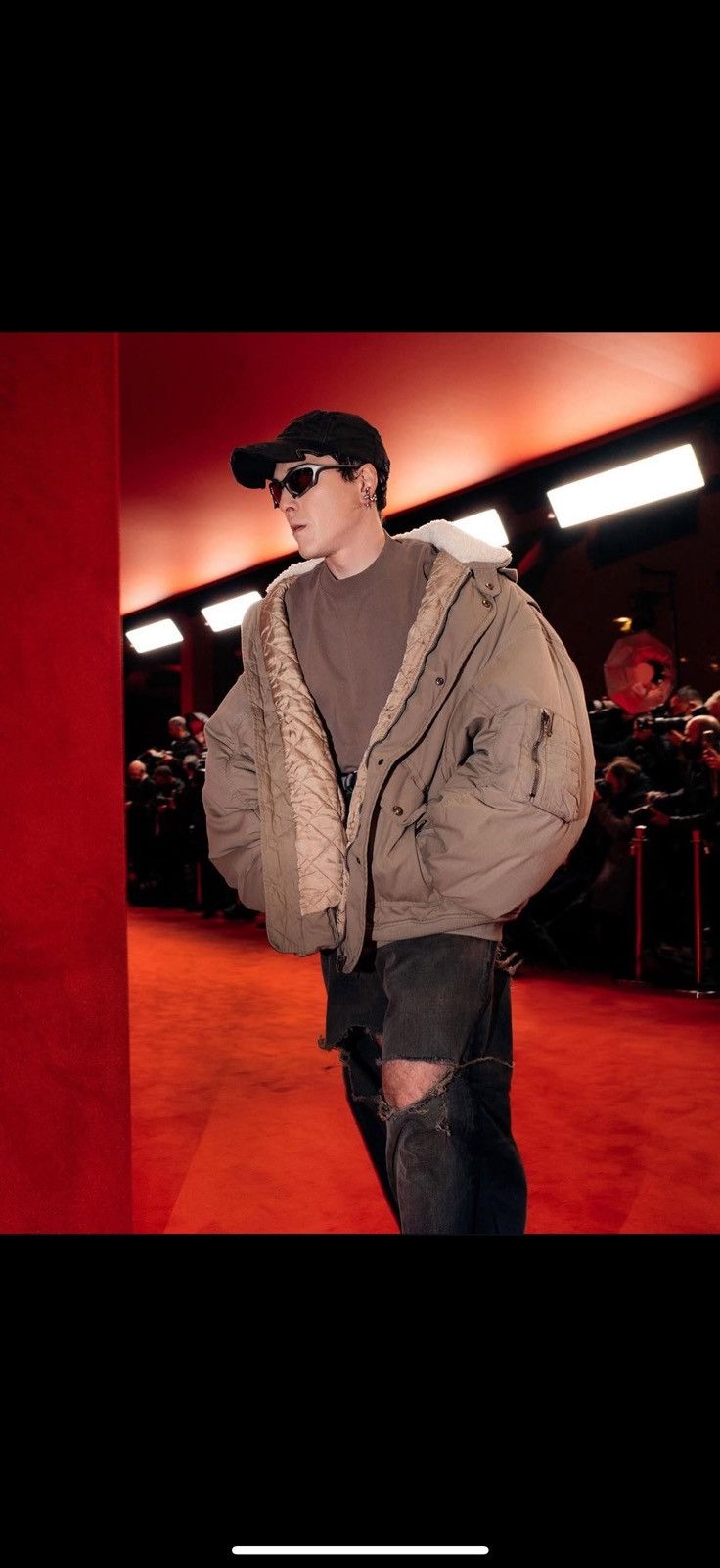 Balenciaga Balenciaga Red Carpet Unity Bomber Size US S / EU 44-46 / 1 - 11 Thumbnail