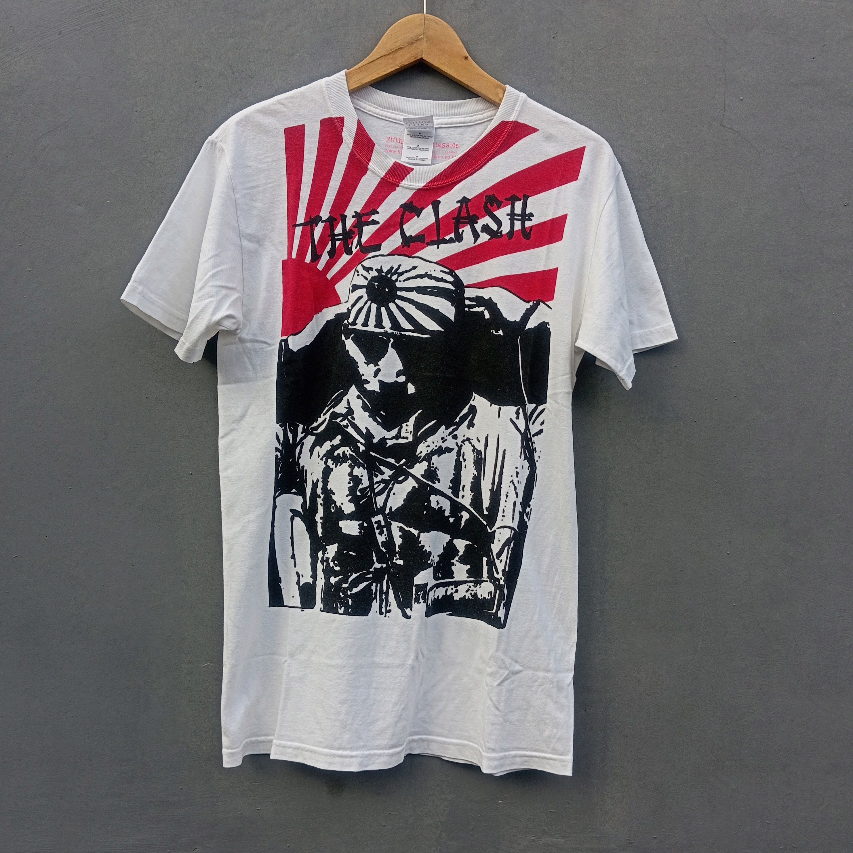 Band Tees Vintage Rare The Clash Kamikaze Fifith column band tees Size US S / EU 44-46 / 1 - 1 Thumbnail