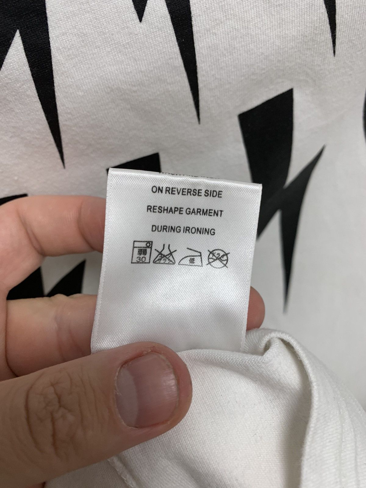 Neil Barrett Neil Barrett white t-shirt Xl sz Size US XL / EU 56 / 4 - 8 Thumbnail