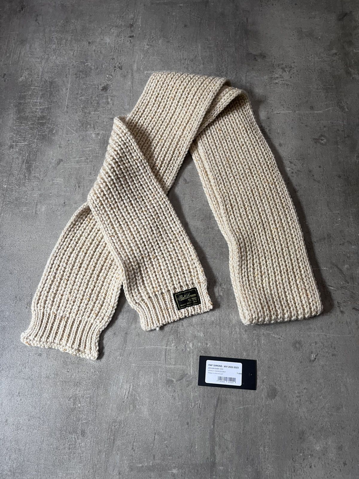 Raf Simons Raf Simons A/W 2022/2023 wool mohair beige scarf Size ONE SIZE - 1 Thumbnail