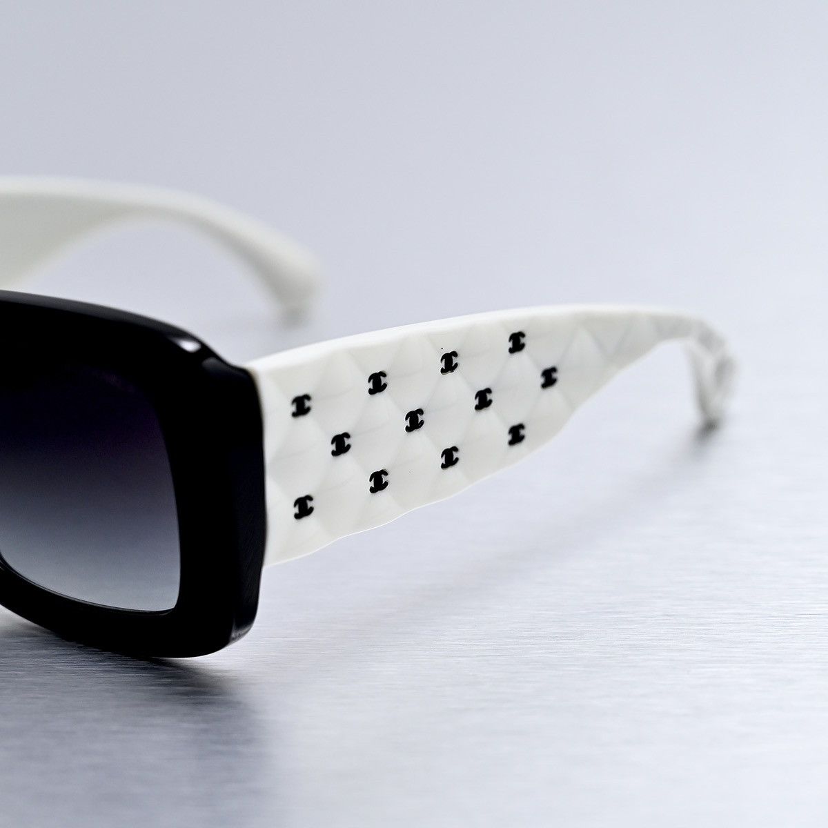 Chanel CHANEL 0CH5483 SUNGLASSES Size ONE SIZE - 3 Thumbnail