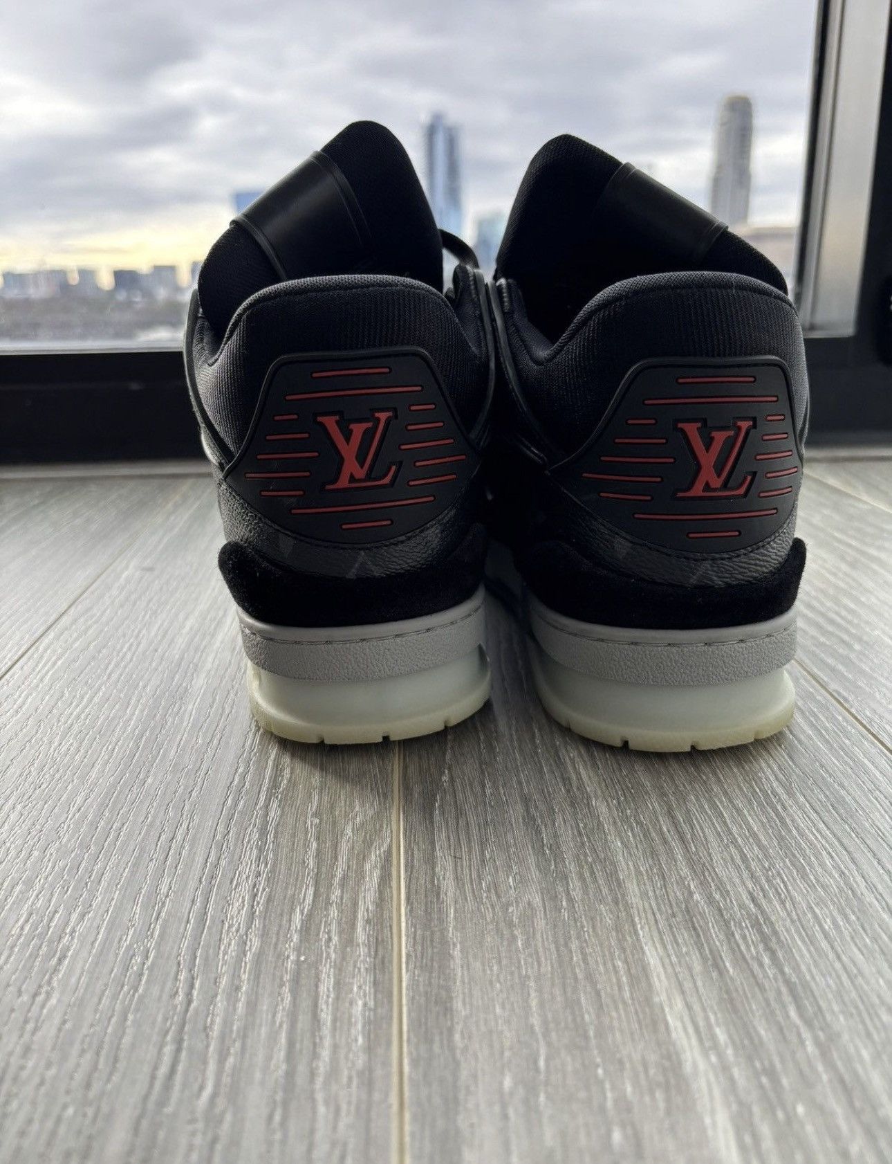 Louis Vuitton Louis Vuitton Trainer Sneakers Size US 7.5 / EU 40-41 - 6 Thumbnail