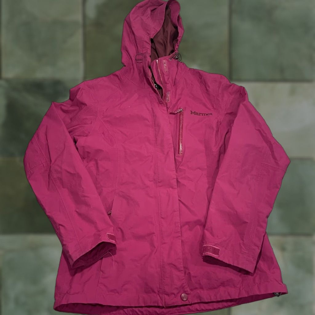 Marmot Marmot Jacket Women Sz S Fuchsia Full Zip Hood Rain Windbreaker Nylon Outer Size S / US 4 / IT 40 - 1 Thumbnail