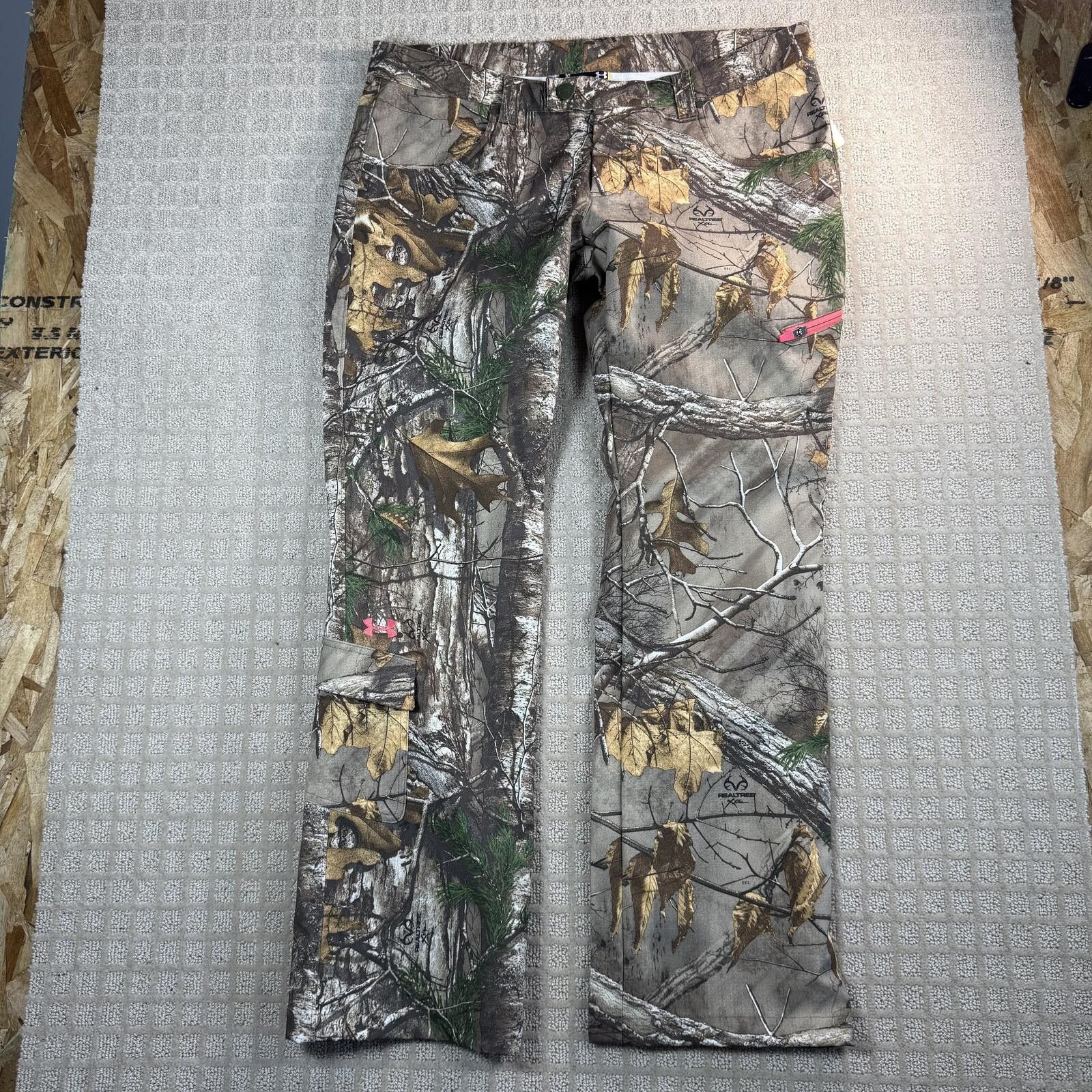 Under Armour Women’s Under Armour Realtree Camo Pants Hunting 16 Size 38" / US 16 / IT 52 - 1 Thumbnail