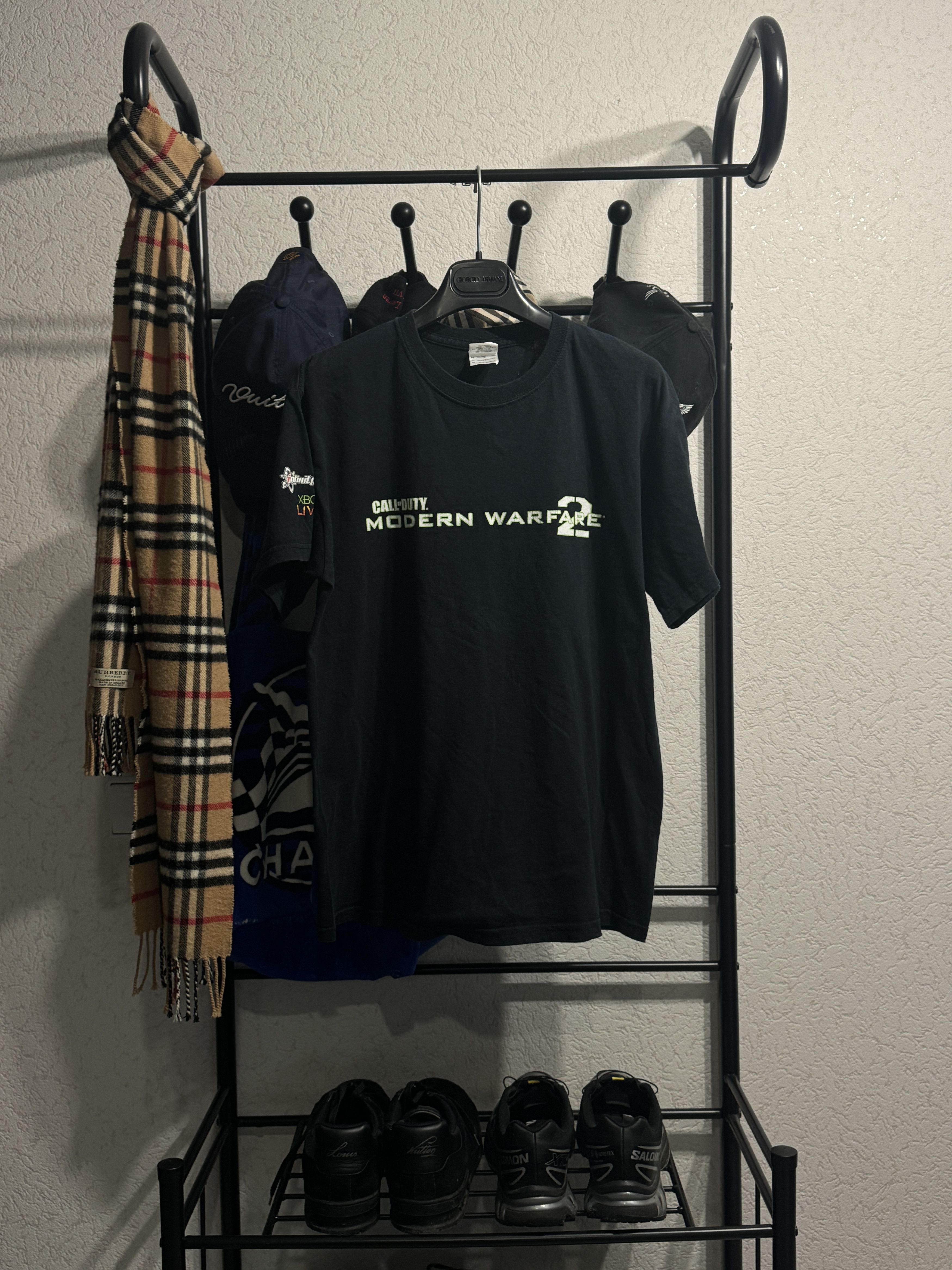 Band Tees vintage COD Modern Warfare 2 promo tshirt 09' Size US M / EU 48-50 / 2 - 1 Thumbnail