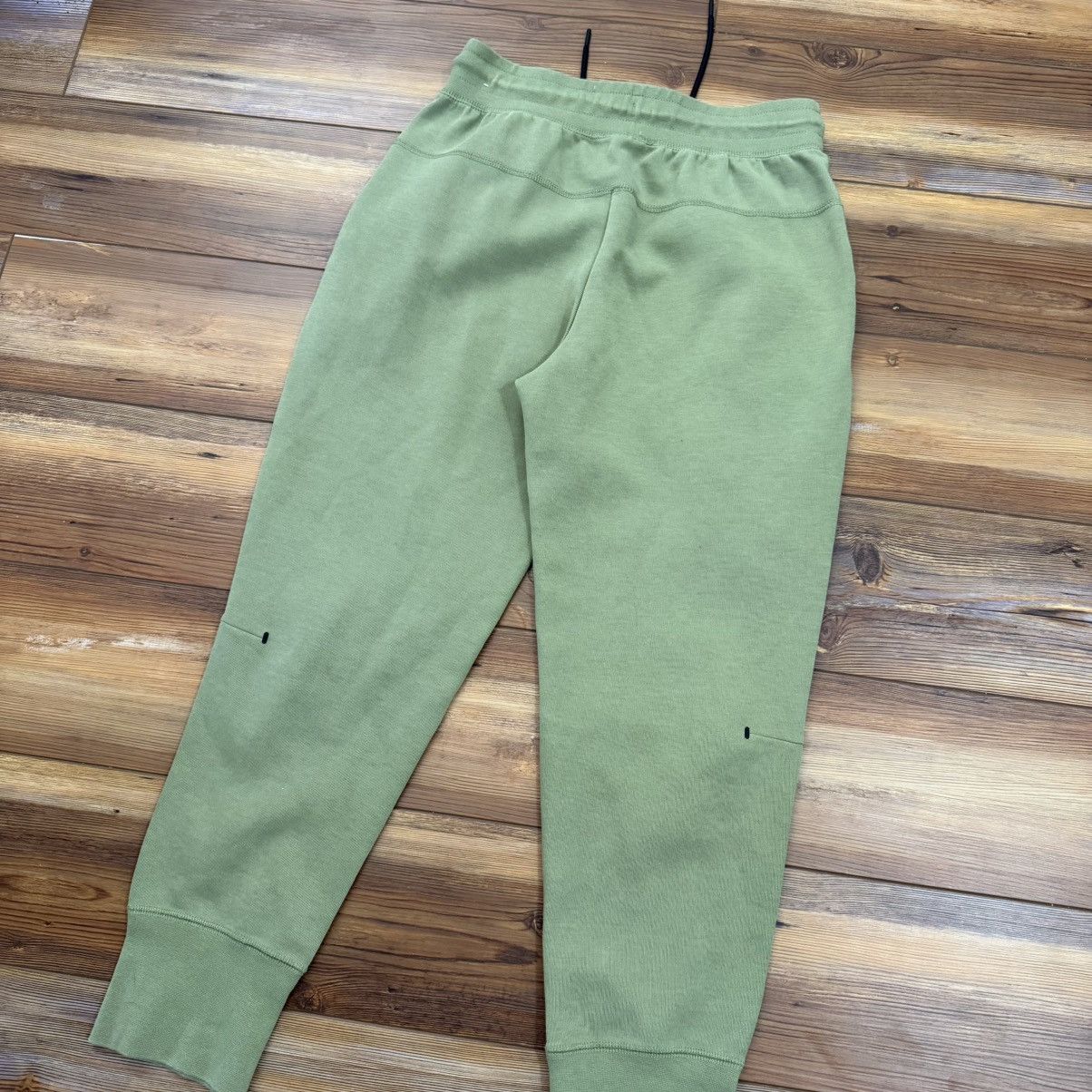 Nike Green Nike Tech Fleece Joggers Sweatpants Size US 28 / EU 44 - 3 Thumbnail