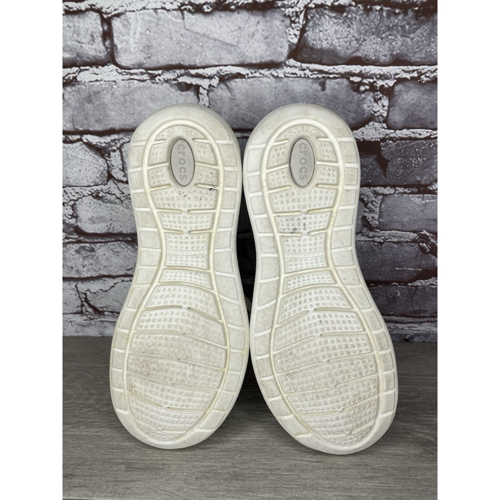 Crocs Crocs LiteRide Pacer Sneakers Shoes Women’s 11 Waterproof Pe Size US 11 / IT 41 - 6 Thumbnail