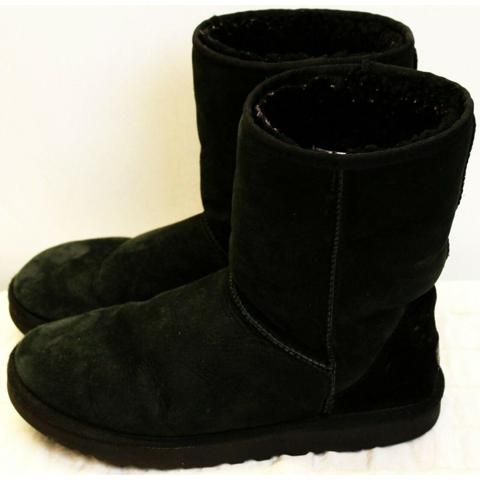 Ugg UGG Black Classic Short Boots Women's Sz 10 Suede Sheepskin Size US 10 / IT 40 - 3 Thumbnail