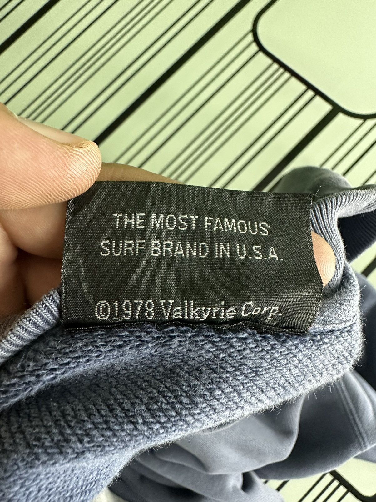 Sun Surf × Vintage Vintage Bear Surf Legend Sweatshirt Size US M / EU 48-50 / 2 - 8 Thumbnail