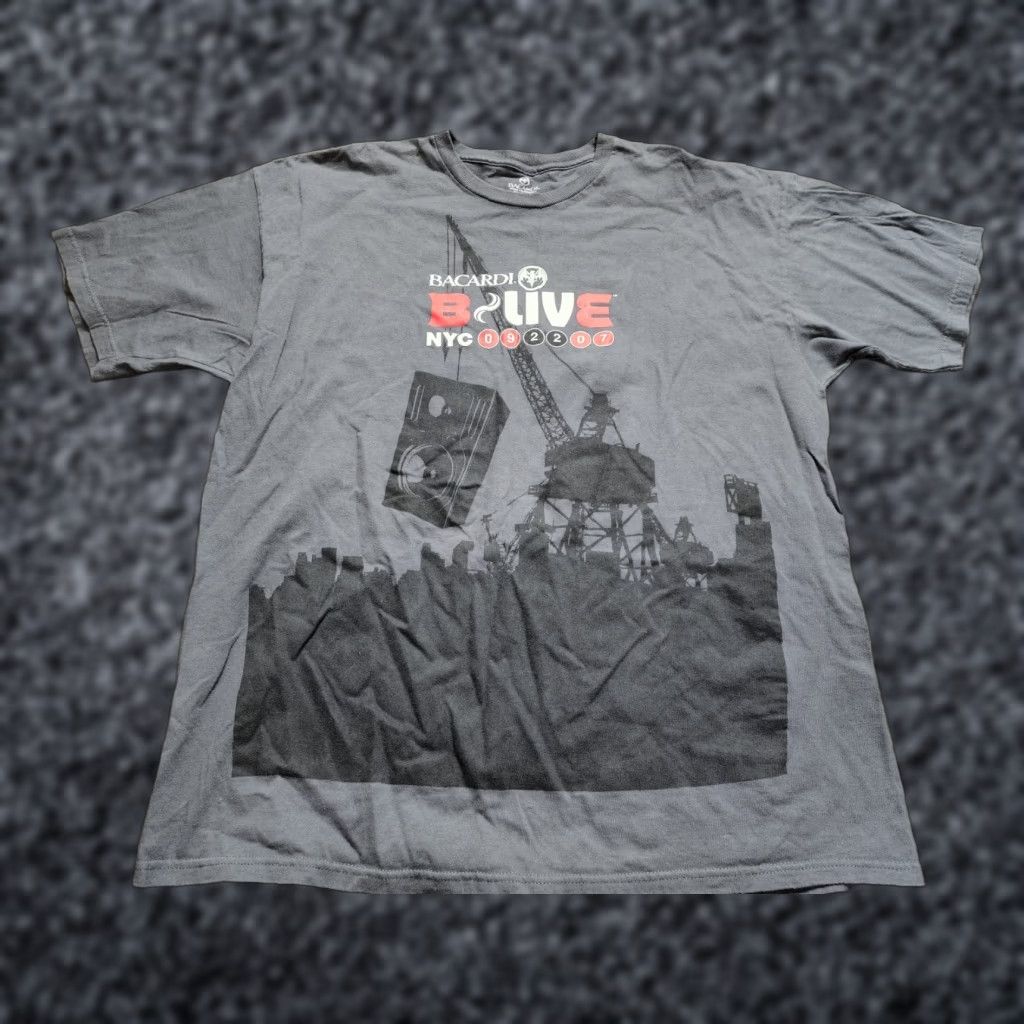 Doublet VINTAGE Bacardi BLive 2007 Music Festival T SHIRT Double Sided Mens XL Gray Cotton Crew Neck Short Sleeve Size US XL / EU 56 / 4 - 1 Thumbnail