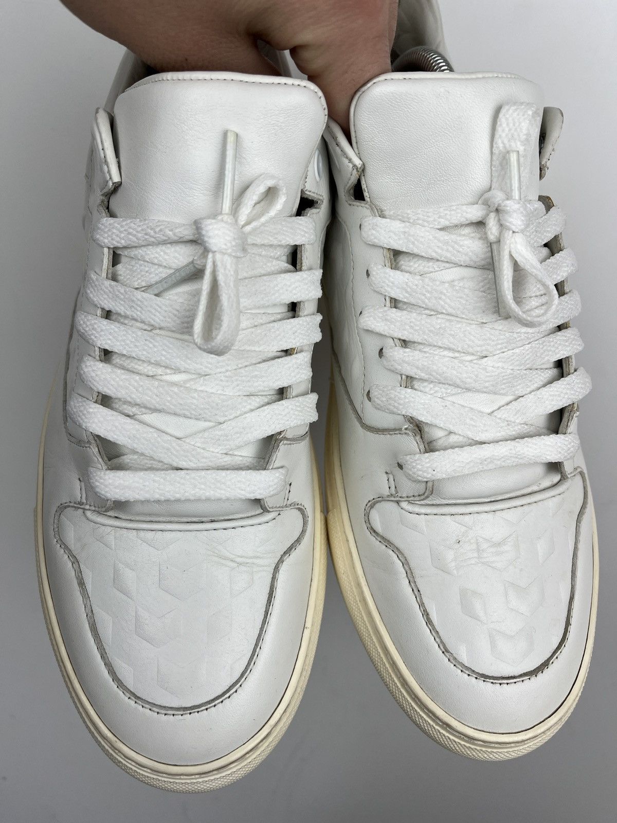 Balenciaga Balenciaga Embossed Leather Lowtop Sneakers Size US 7.5 / EU 40-41 - 15 Thumbnail