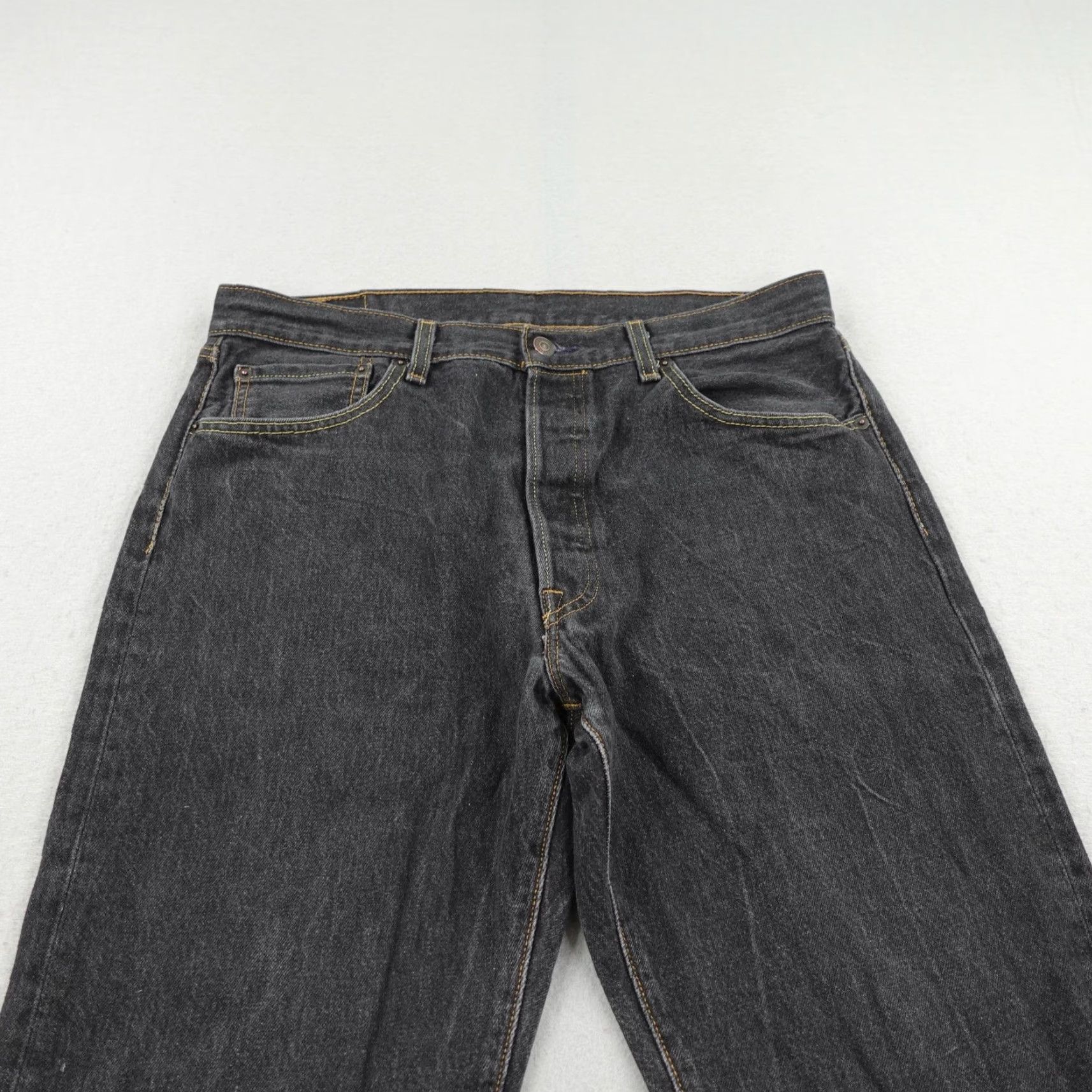 Levi's Levis Jeans Mens 36x30 Black Denim 501 Button Fly Classic Straight Leg Red Tab Size US 36 / EU 52 - 2 Thumbnail