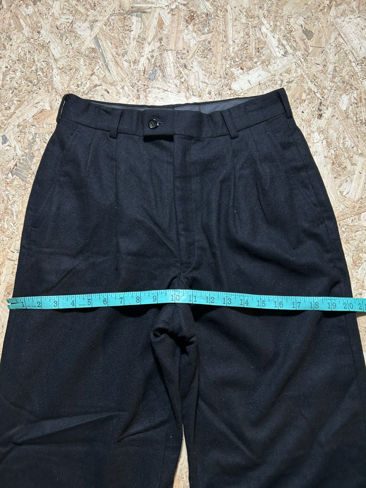 Comme des Garcons Comme Des Garcons Black Pleated Trousers Pants Size US 29 - 13 Thumbnail