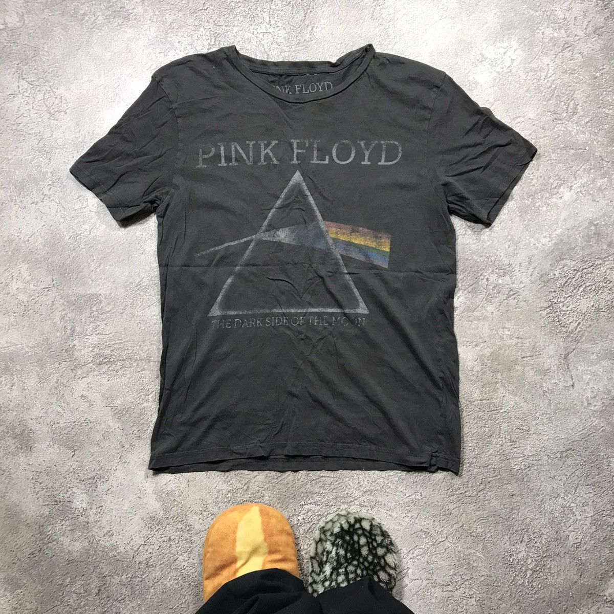 Vintage Vintage 90s Pink Floyd Sun Faded Band Tee Grunge Tapered L Size US L / EU 52-54 / 3 - 1 Thumbnail